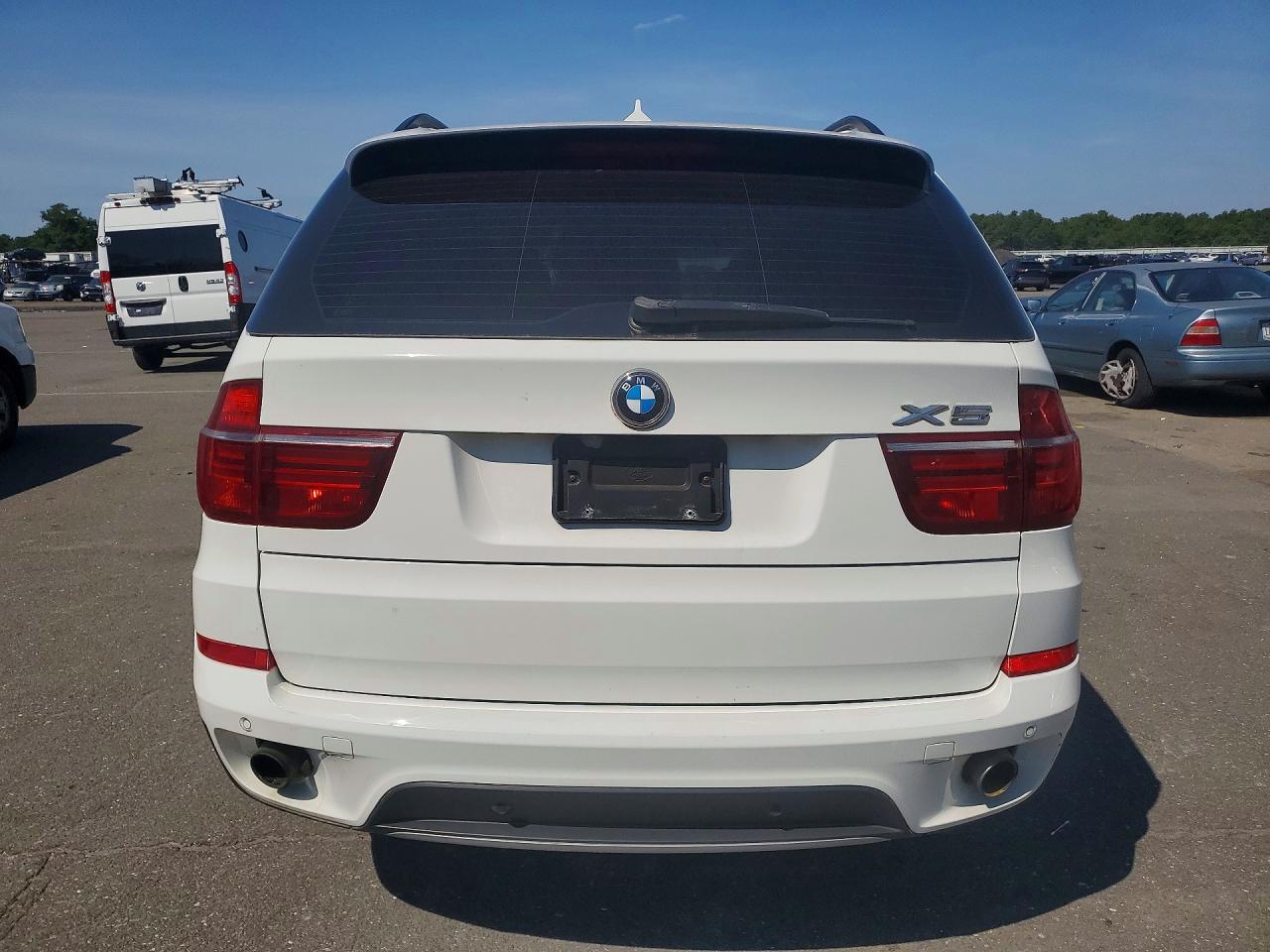 2012 BMW X5 xDrive35I - Image 6