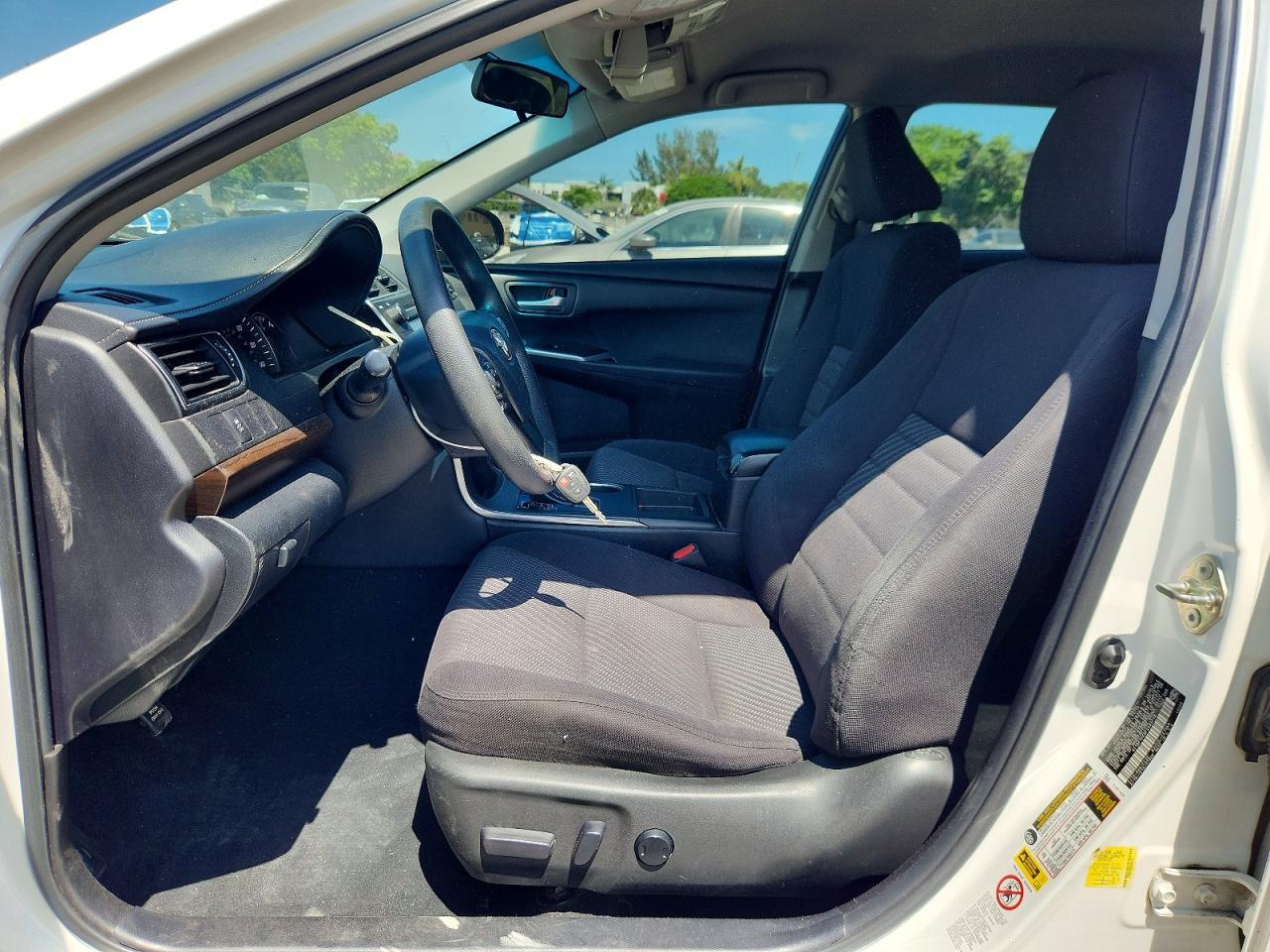2015 Toyota Camry Le - Image 7