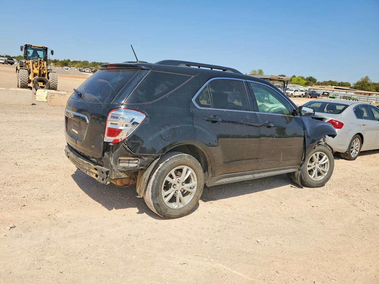 2017 Chevrolet Equinox - Image 3