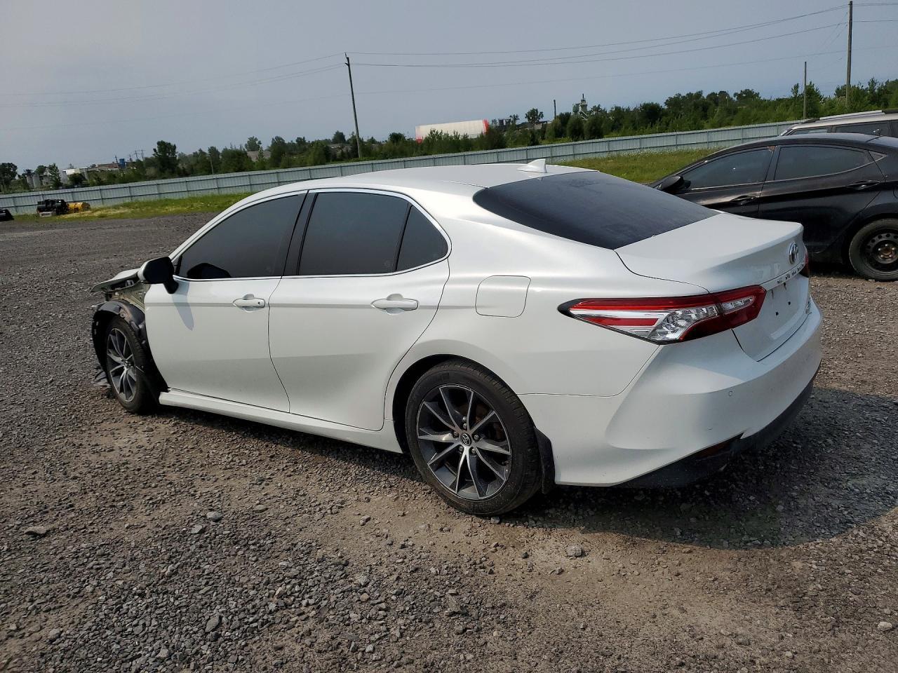 2018 Toyota Camry Hybrid Xle - Фото 2