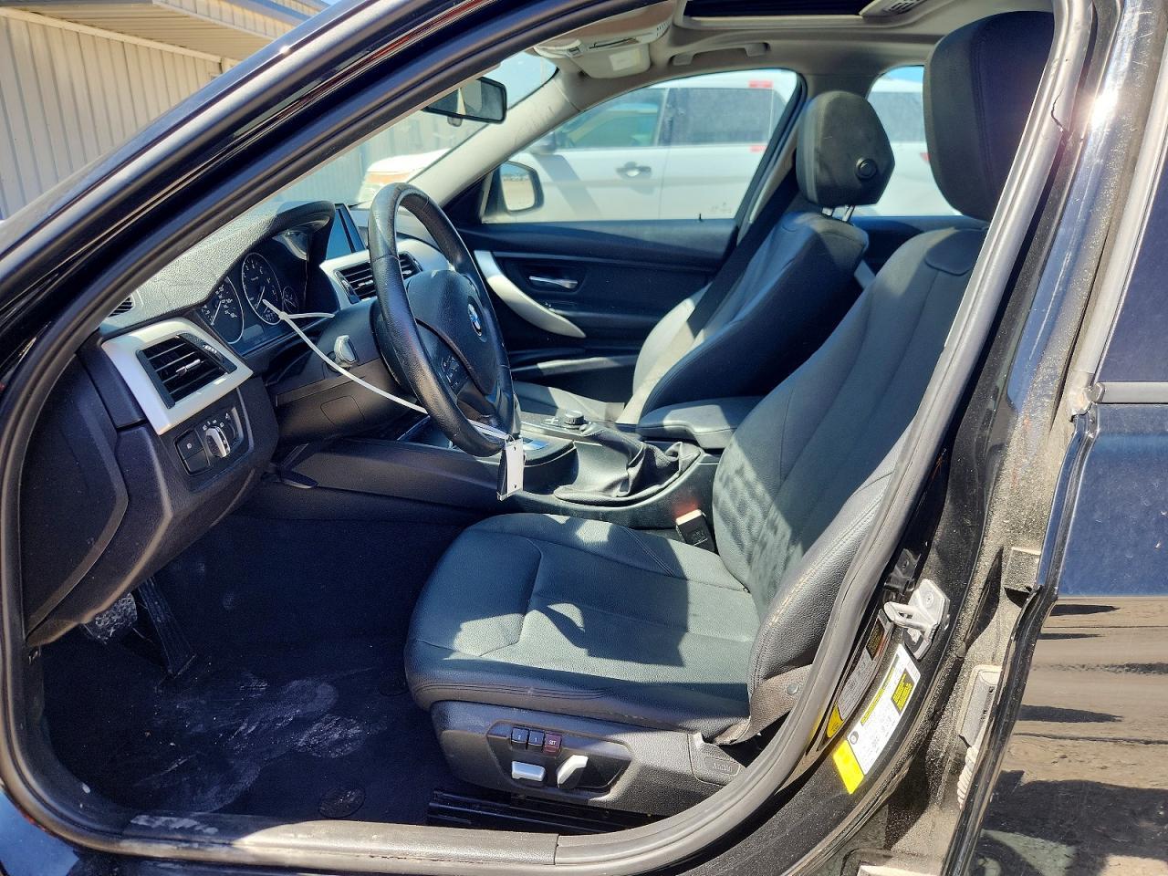 2017 BMW 320 I - Фото 7