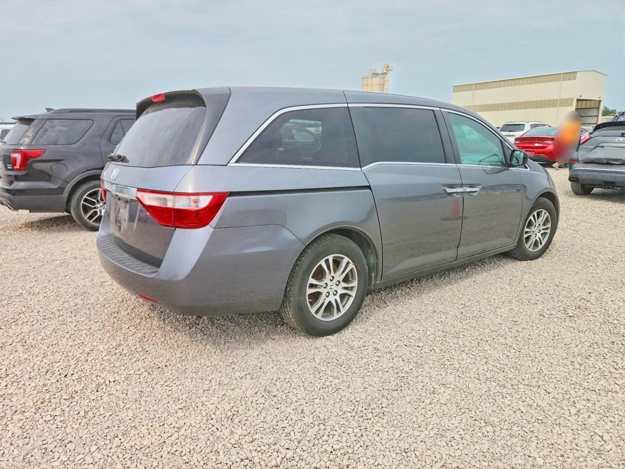 2012 Honda Odyssey Exl - Image 3