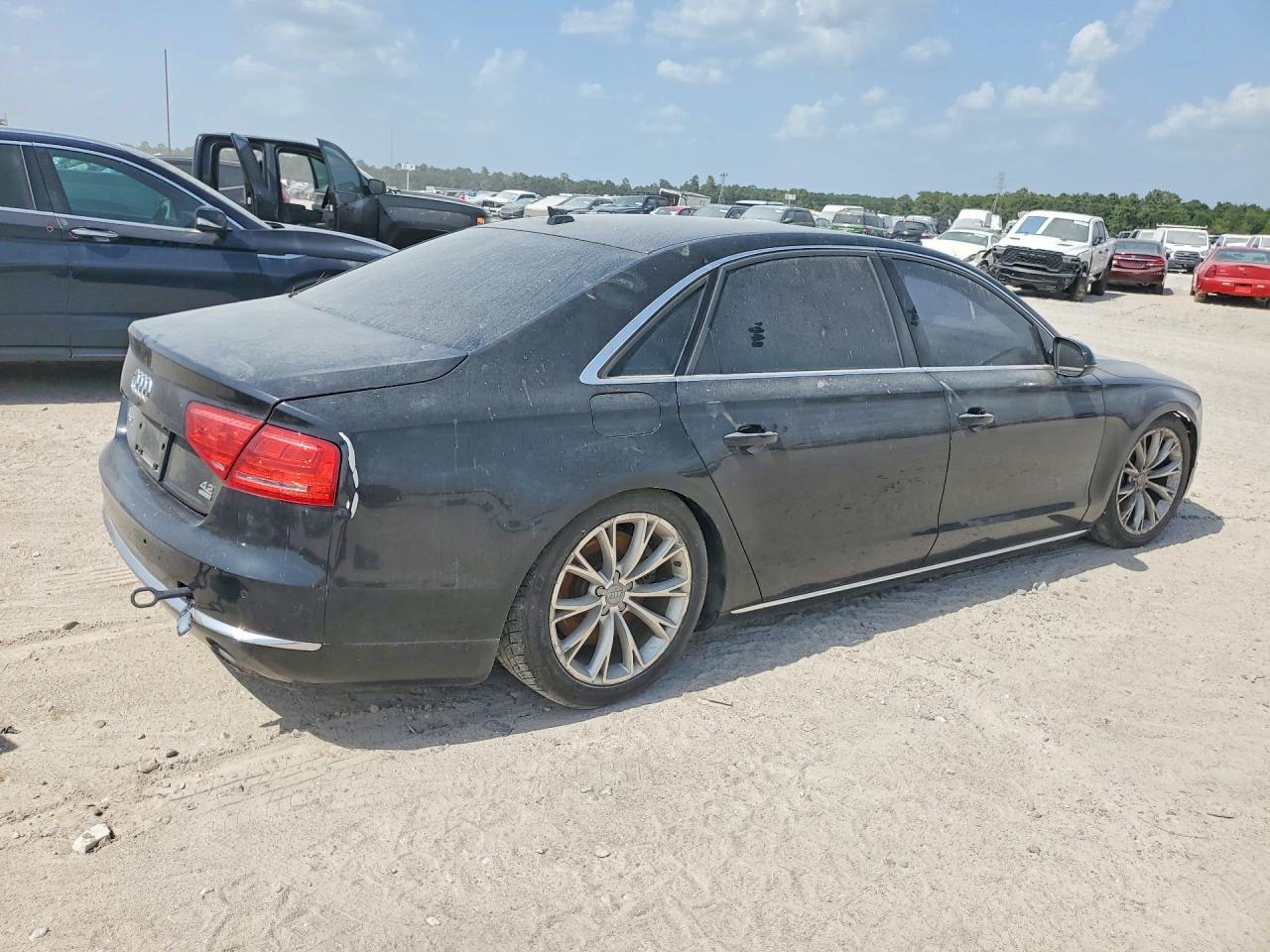 2011 Audi A8 L Quattro - Фото 3