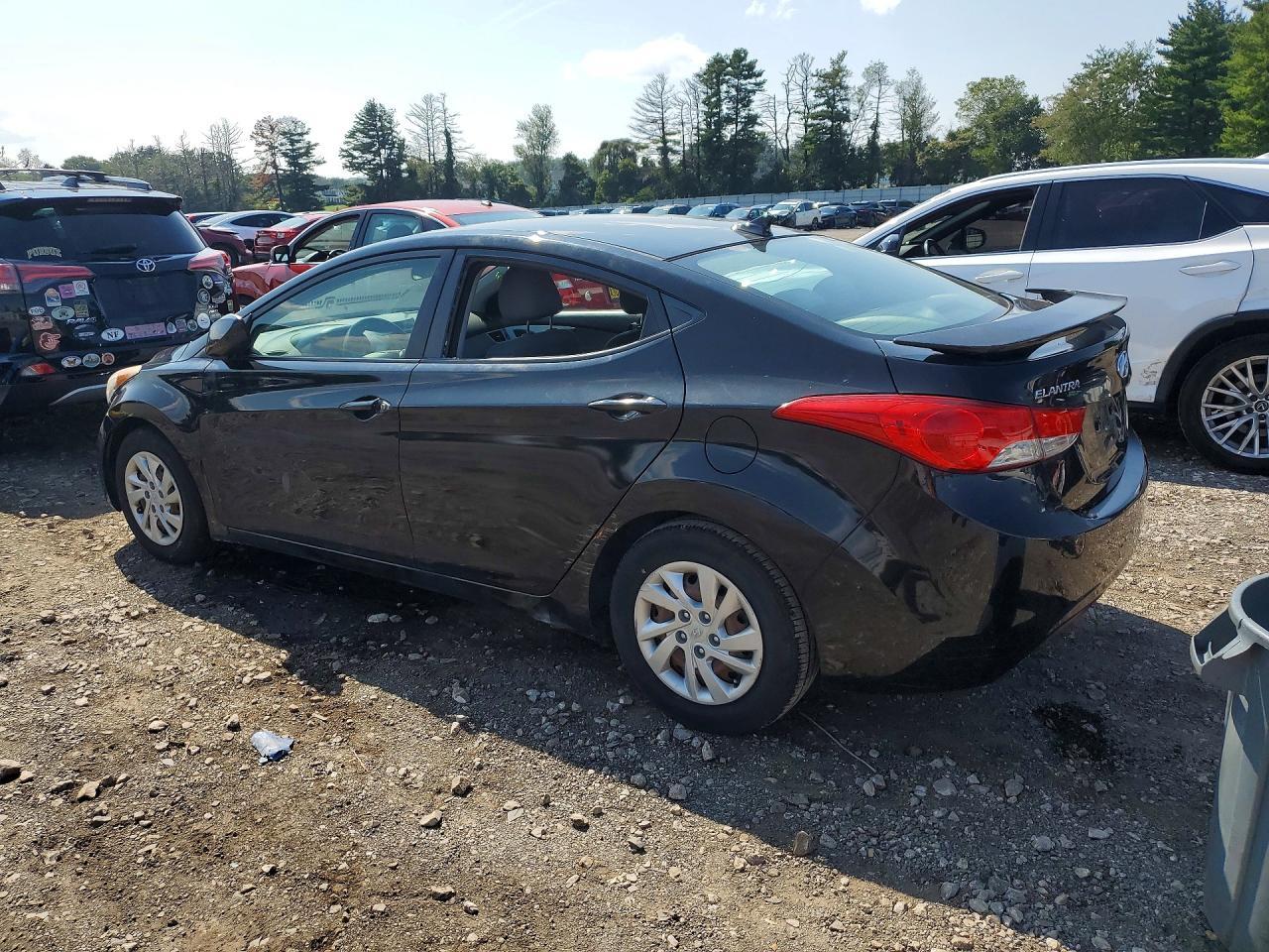 2011 Hyundai Elantra Gls - Image 2