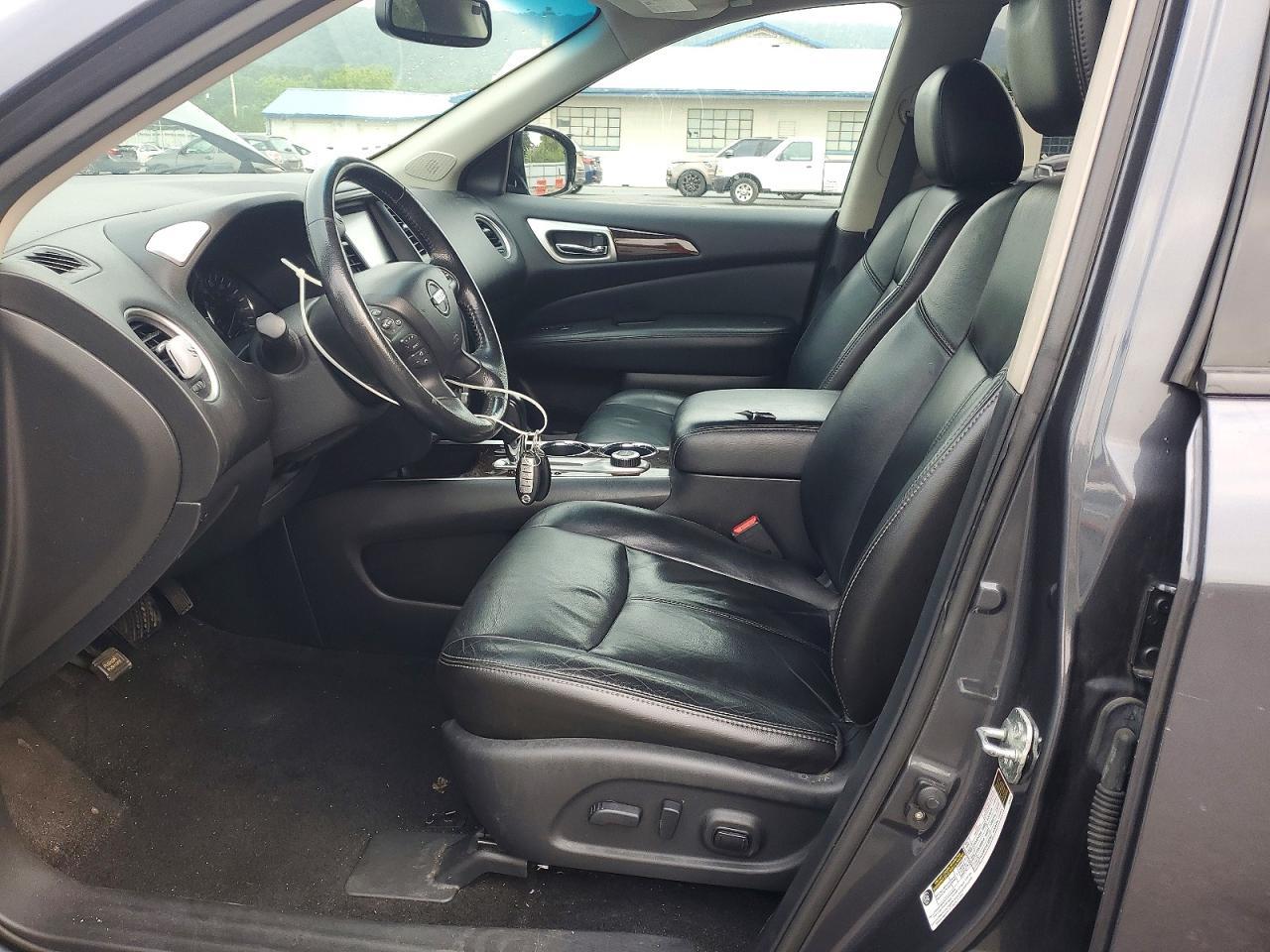 2013 Nissan Pathfinder S - Image 7