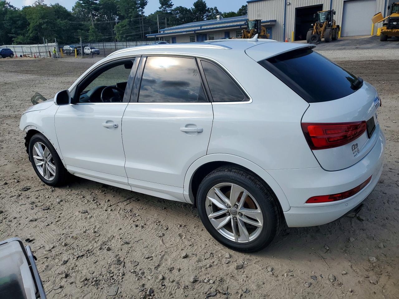 2016 Audi Q3 Premium Plus - Image 2