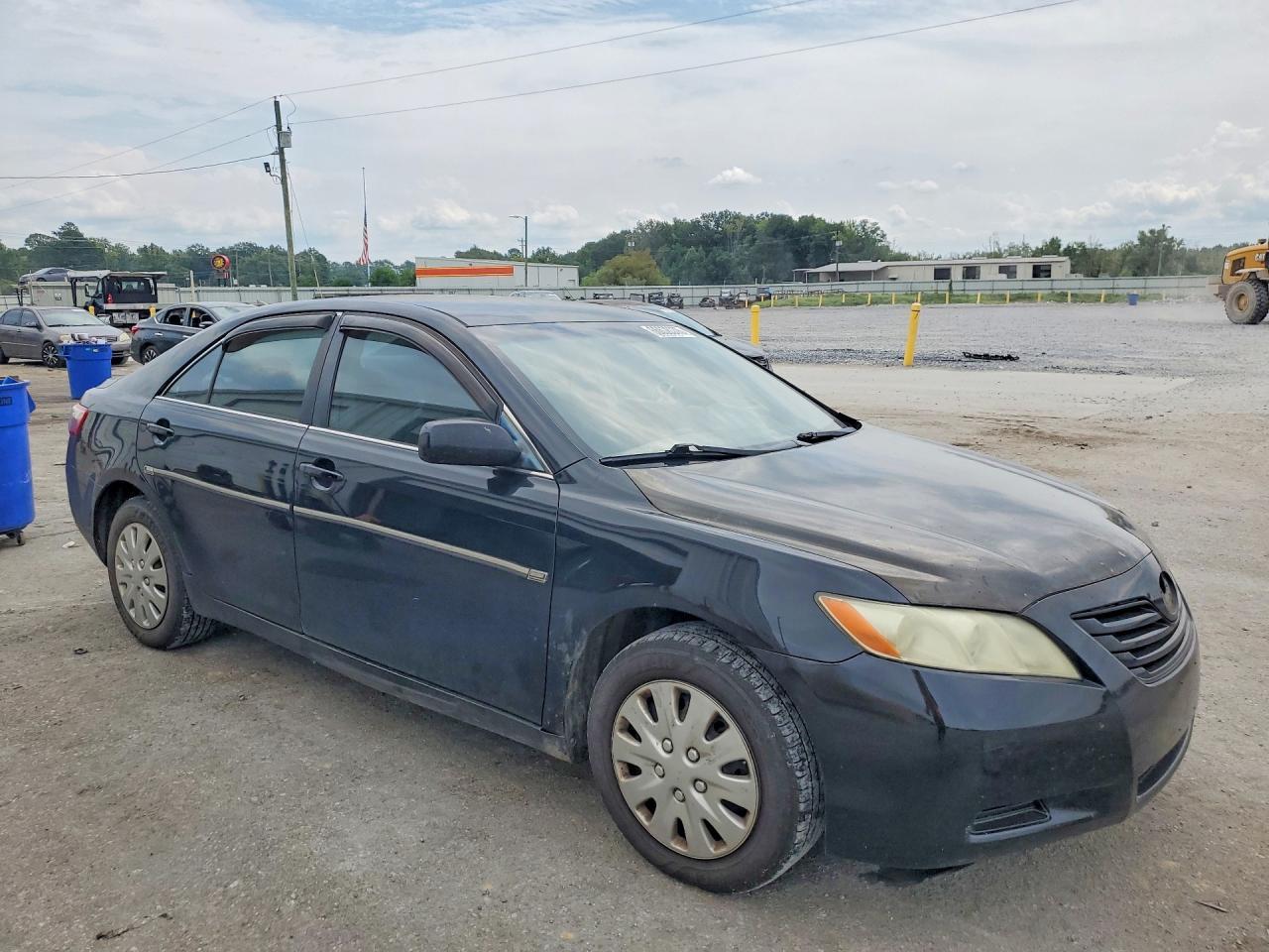 2007 Toyota Camry Le - Image 4