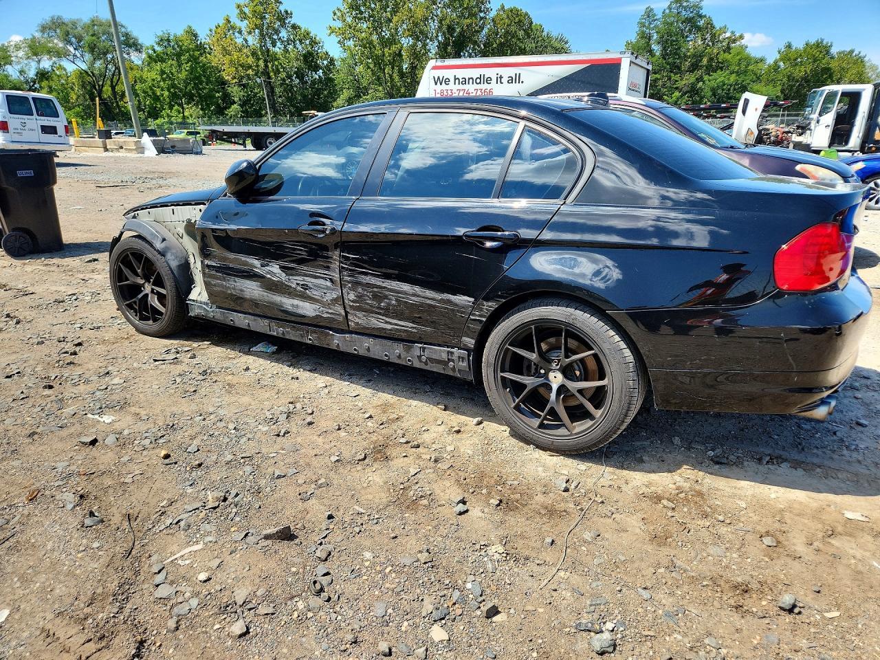 2011 BMW 328 Xi Sulev - Image 2