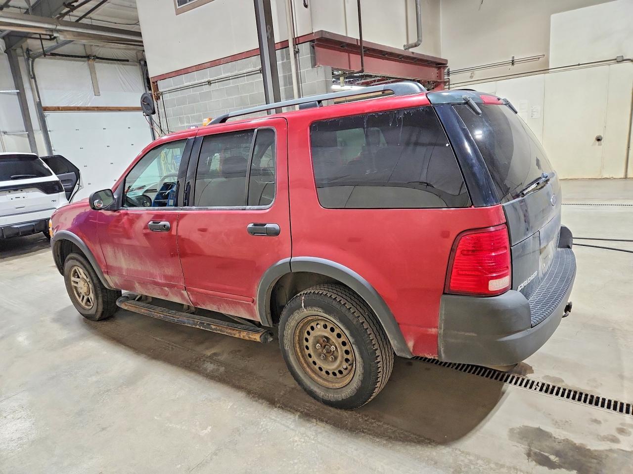 2003 Ford Explorer Xls - Image 2