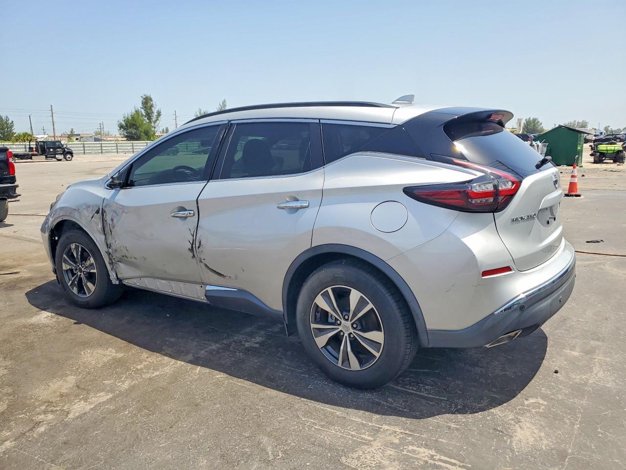 2021 Nissan Murano Sv - Image 2