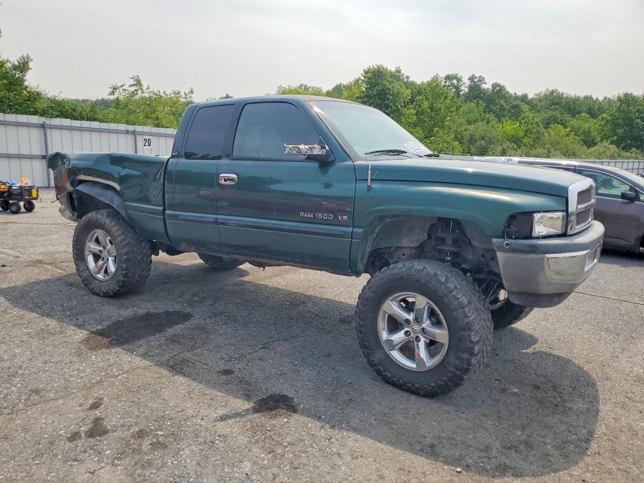 2001 Dodge Ram 1500 - Image 4