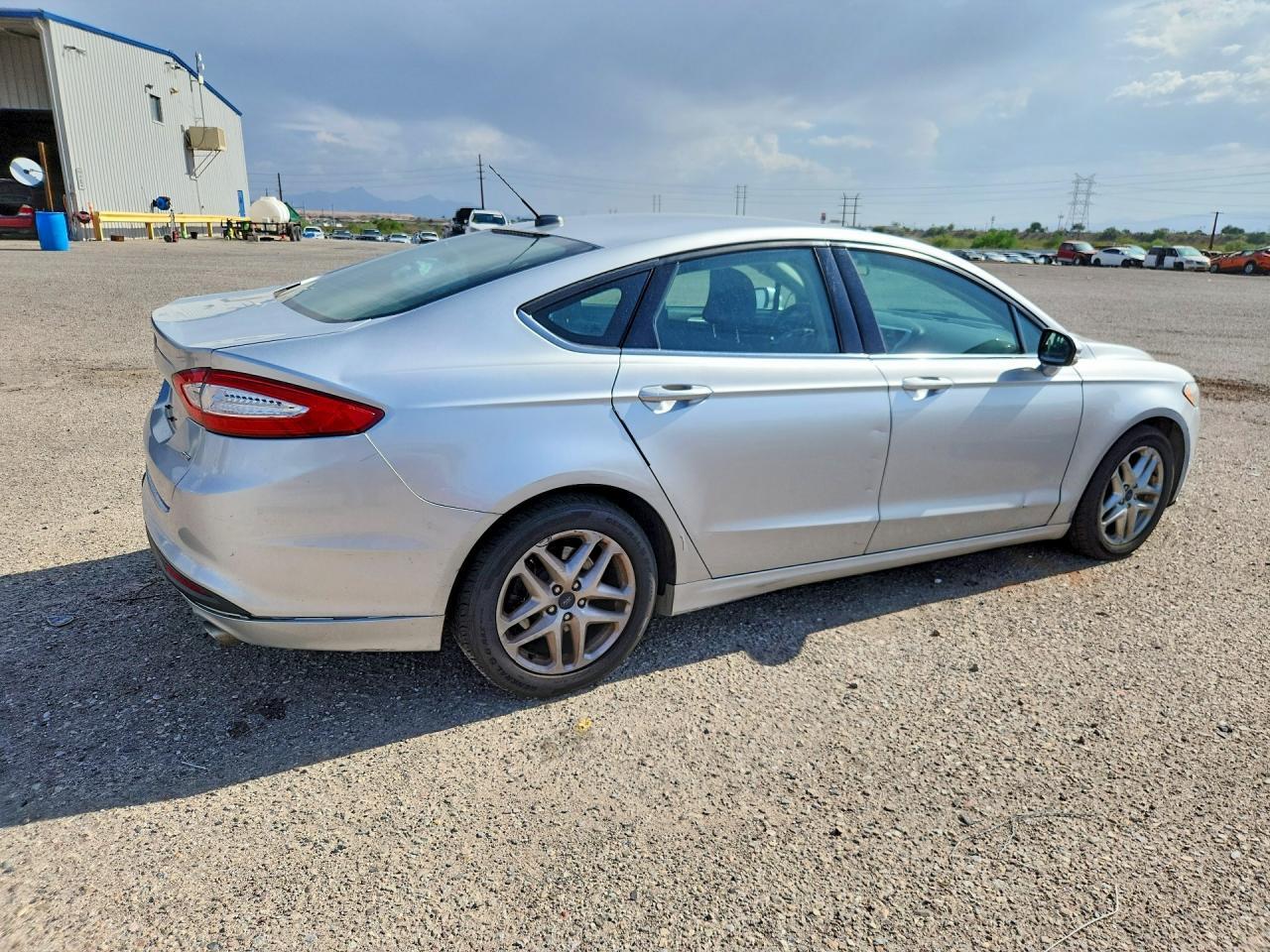 2015 Ford Fusion Se - Фото 3