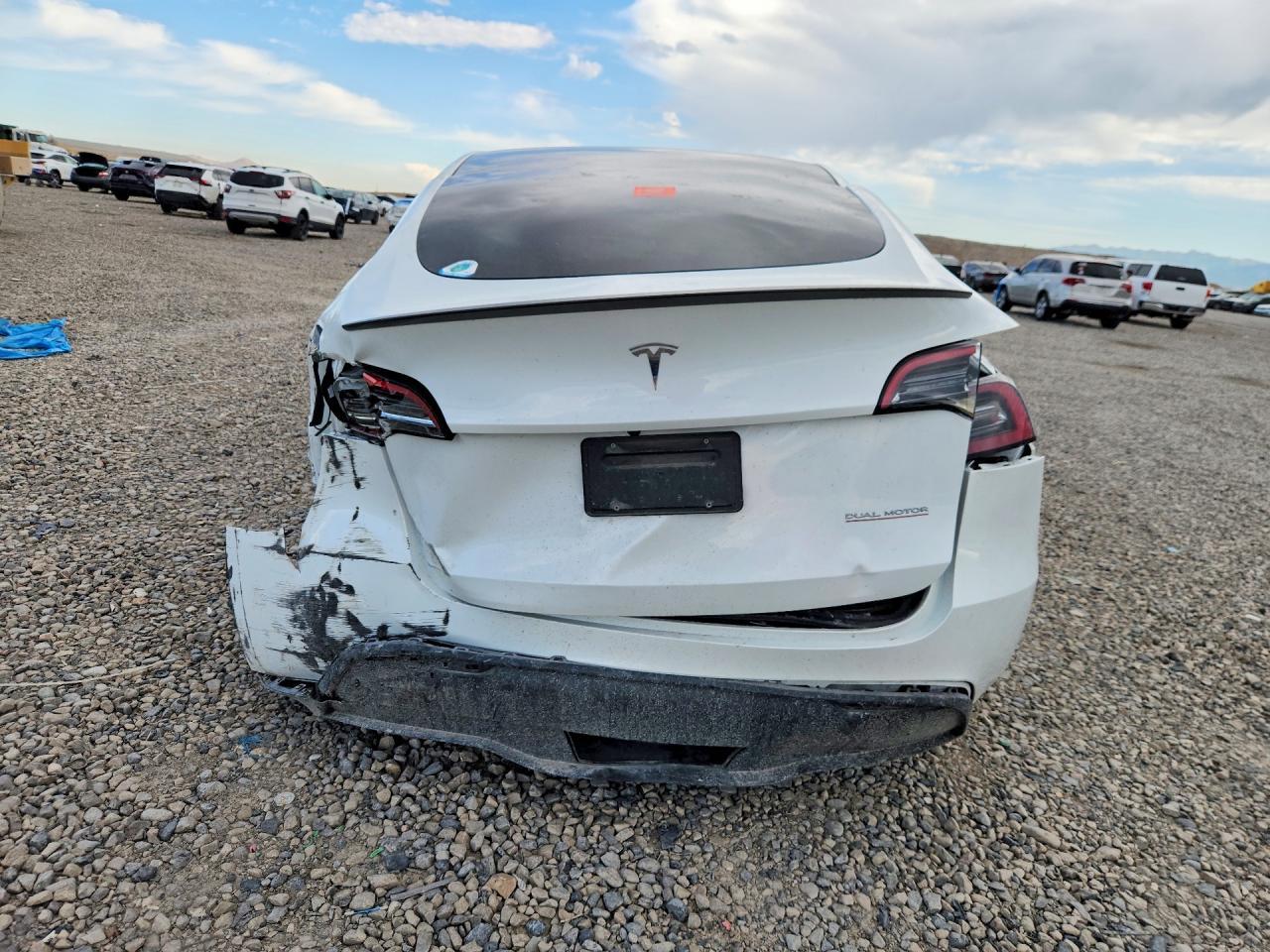 2023 Tesla Model Y - Image 6
