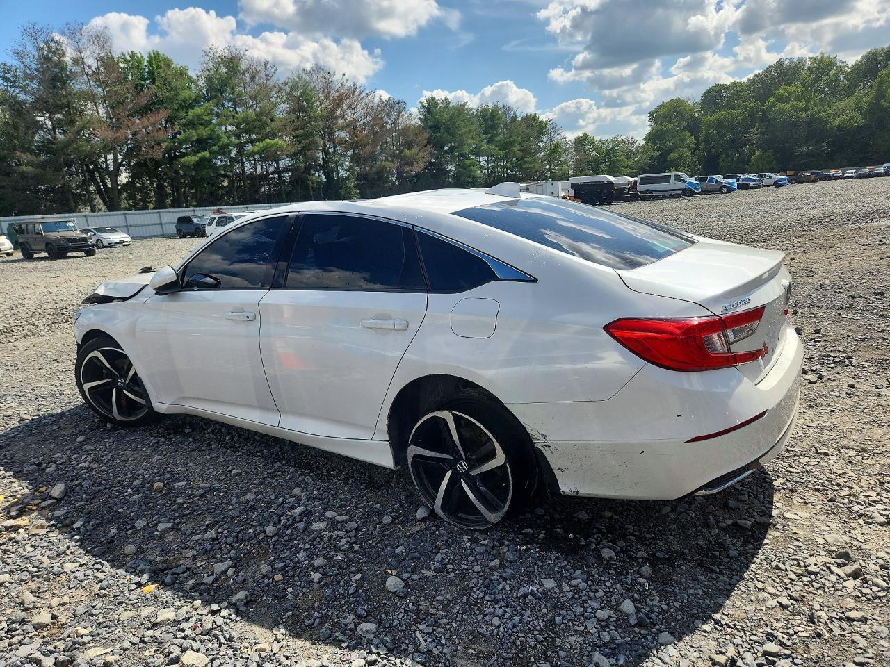 2018 Honda Accord Lx - Фото 2