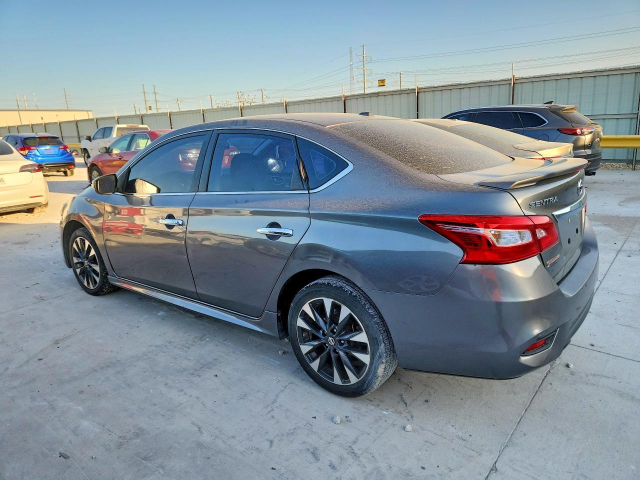 2016 Nissan Sentra Sr - Фото 2