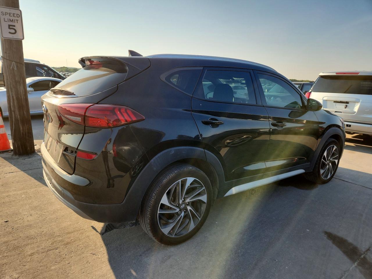2020 Hyundai Tucson Sport - Image 3