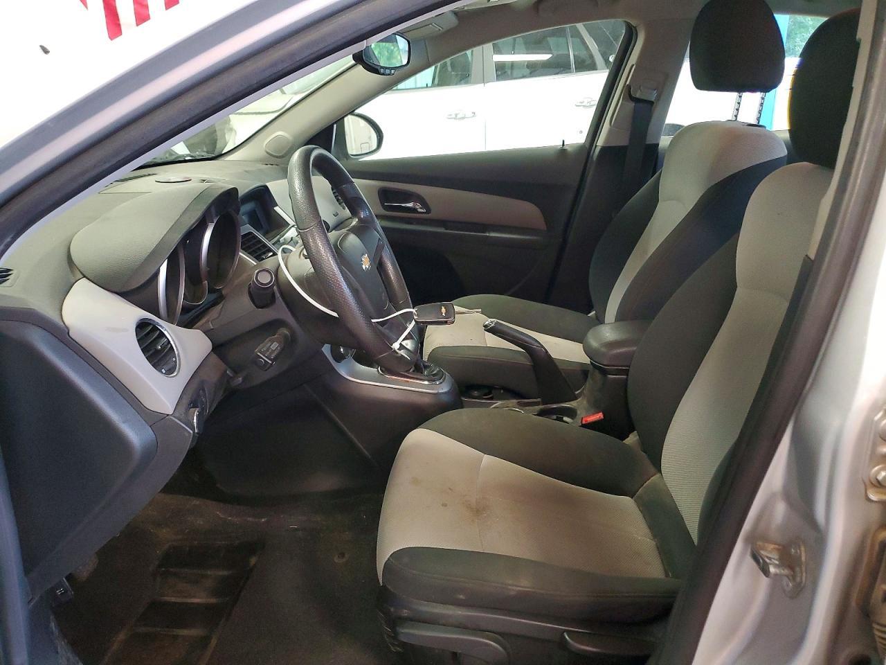 2011 Chevrolet Cruze Ls - Фото 7
