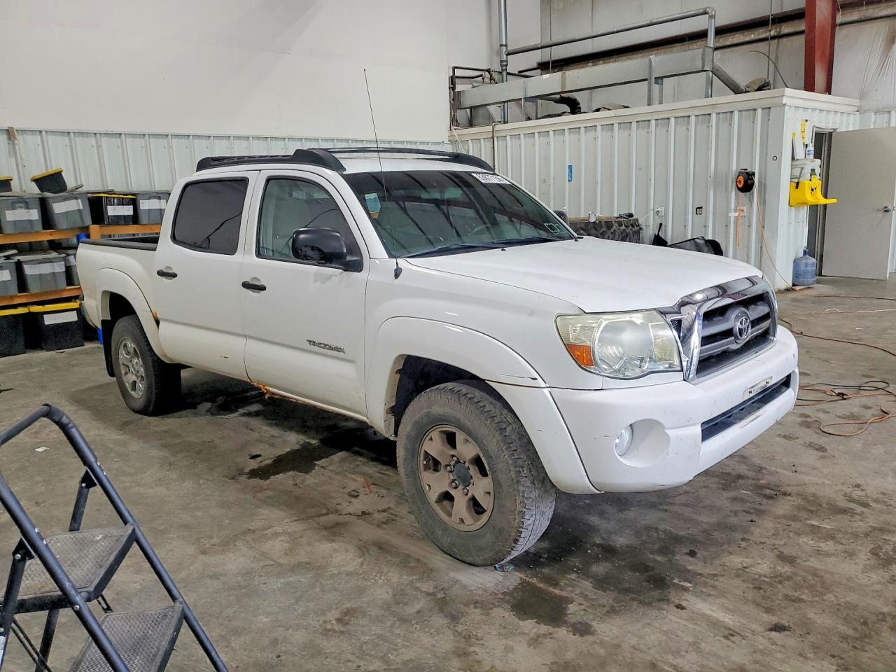 2010 Toyota Tacoma V6 - Фото 4