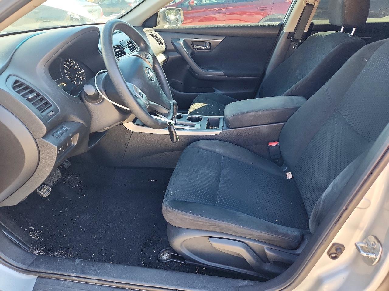 2015 Nissan Altima 2.5 S - Фото 7