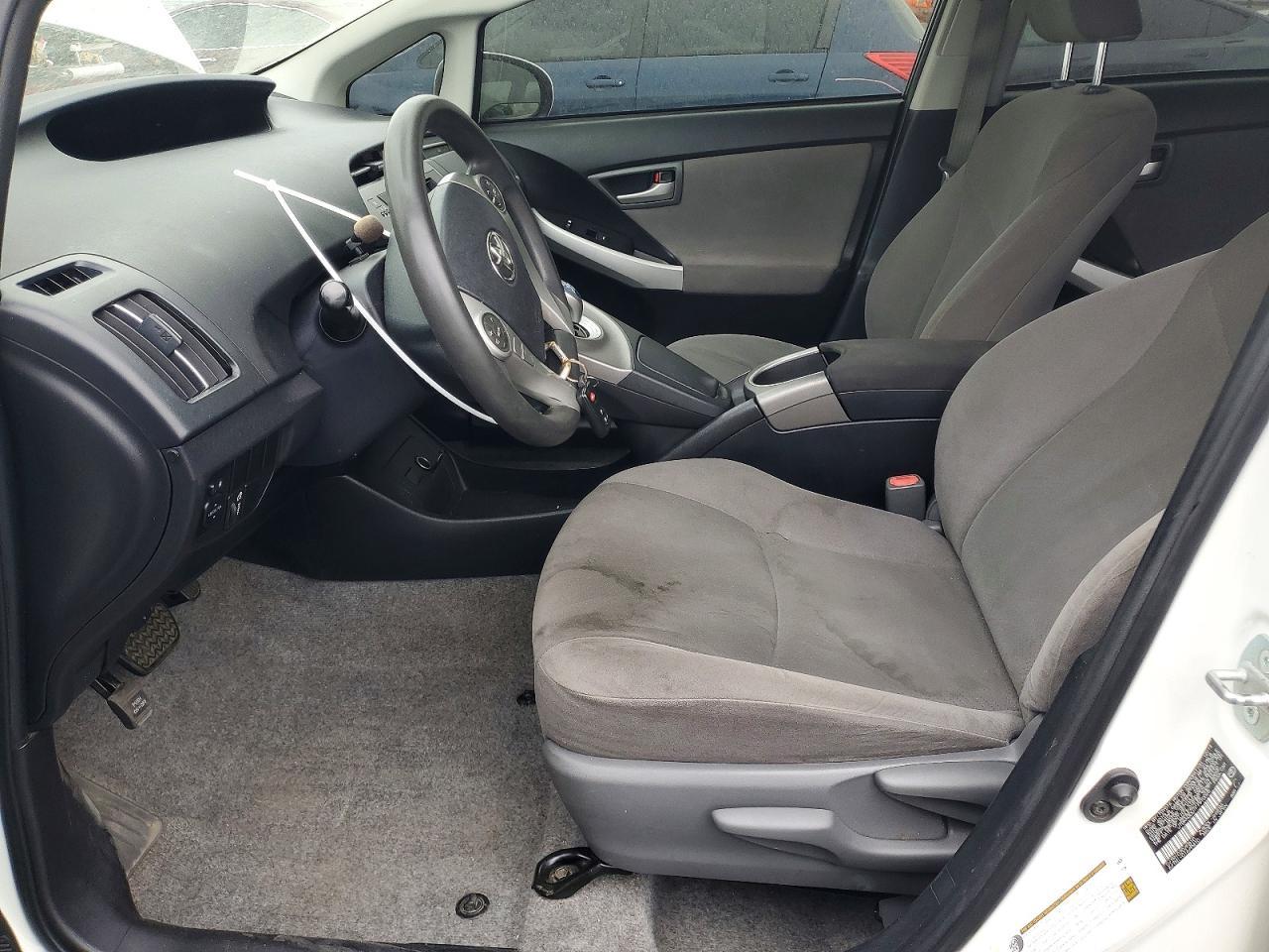 2015 Toyota Prius Three - Фото 7