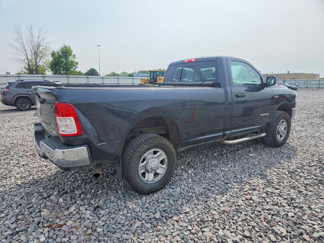 2022 Ram 2500 Tradesman - Image 3