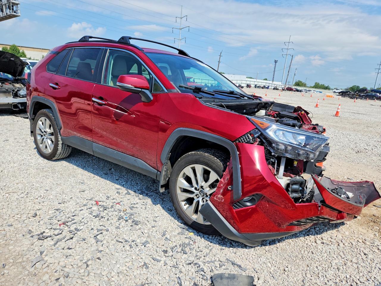 2021 Toyota Rav4 Limited - Фото 4