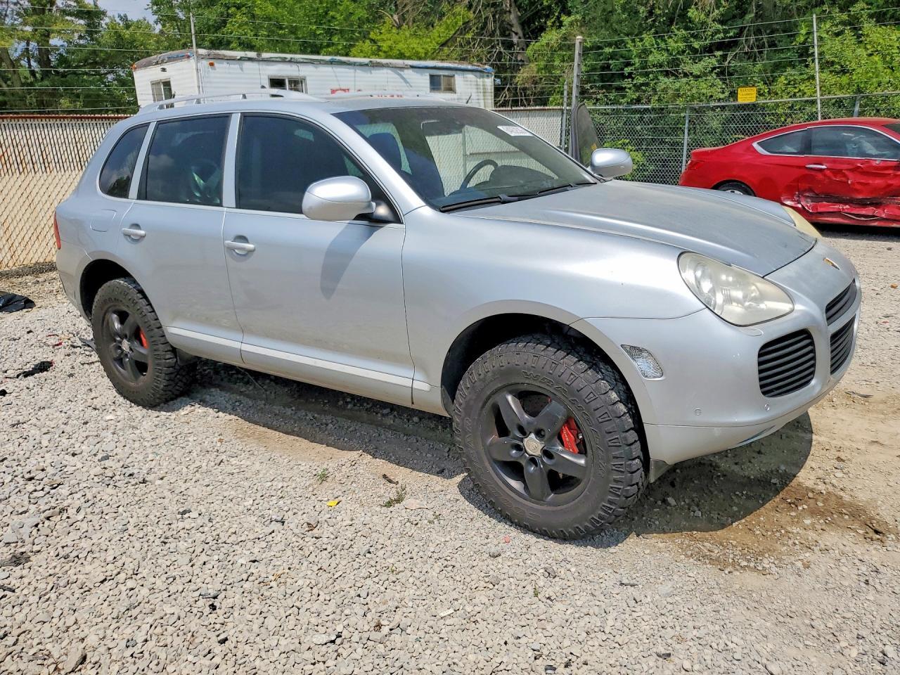 2004 Porsche Cayenne Turbo - Image 4