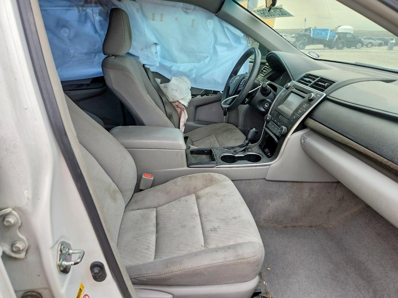 2016 Toyota Camry Le - Фото 7