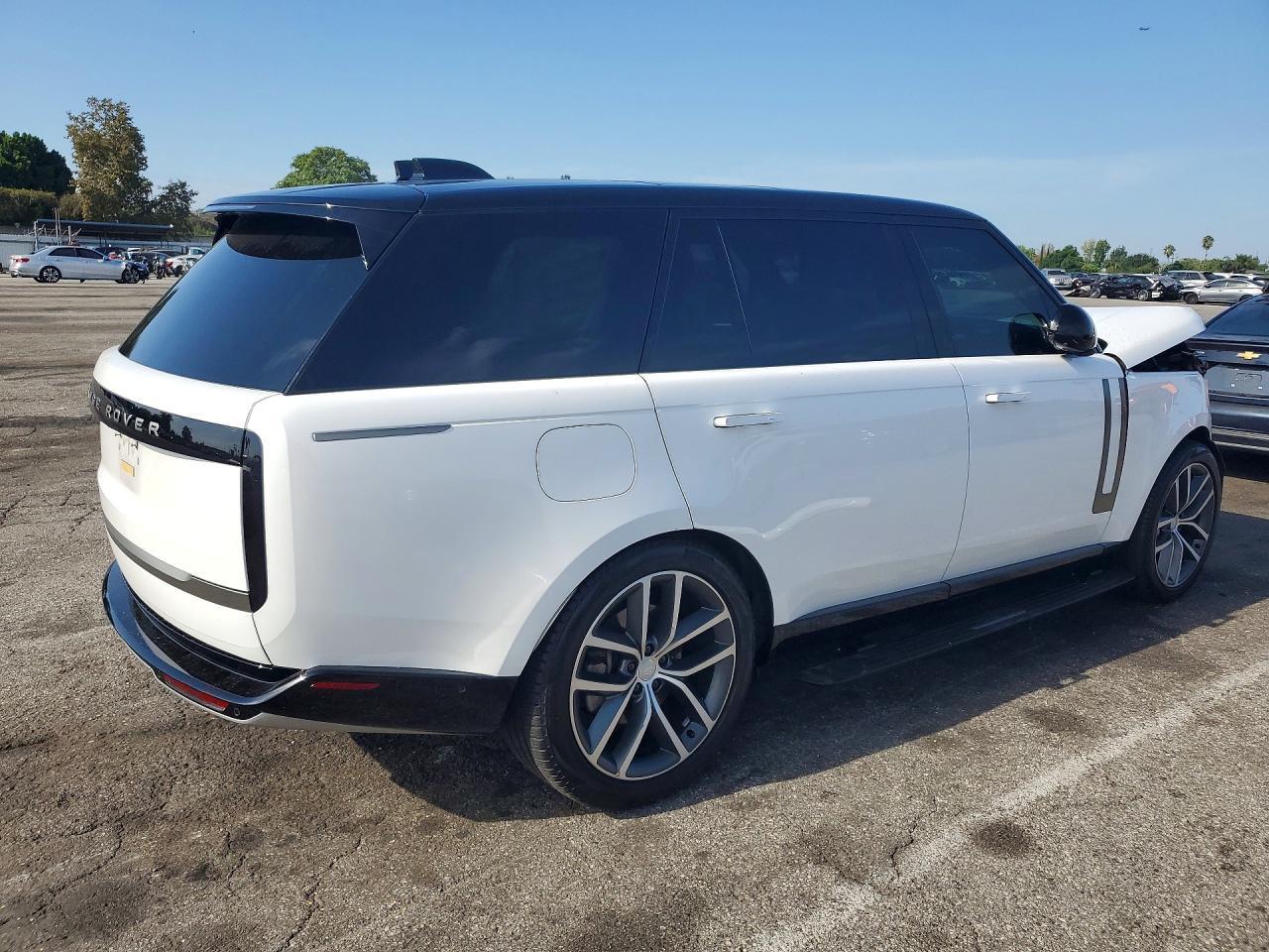 2024 Land Rover Range Rover Se - Image 3