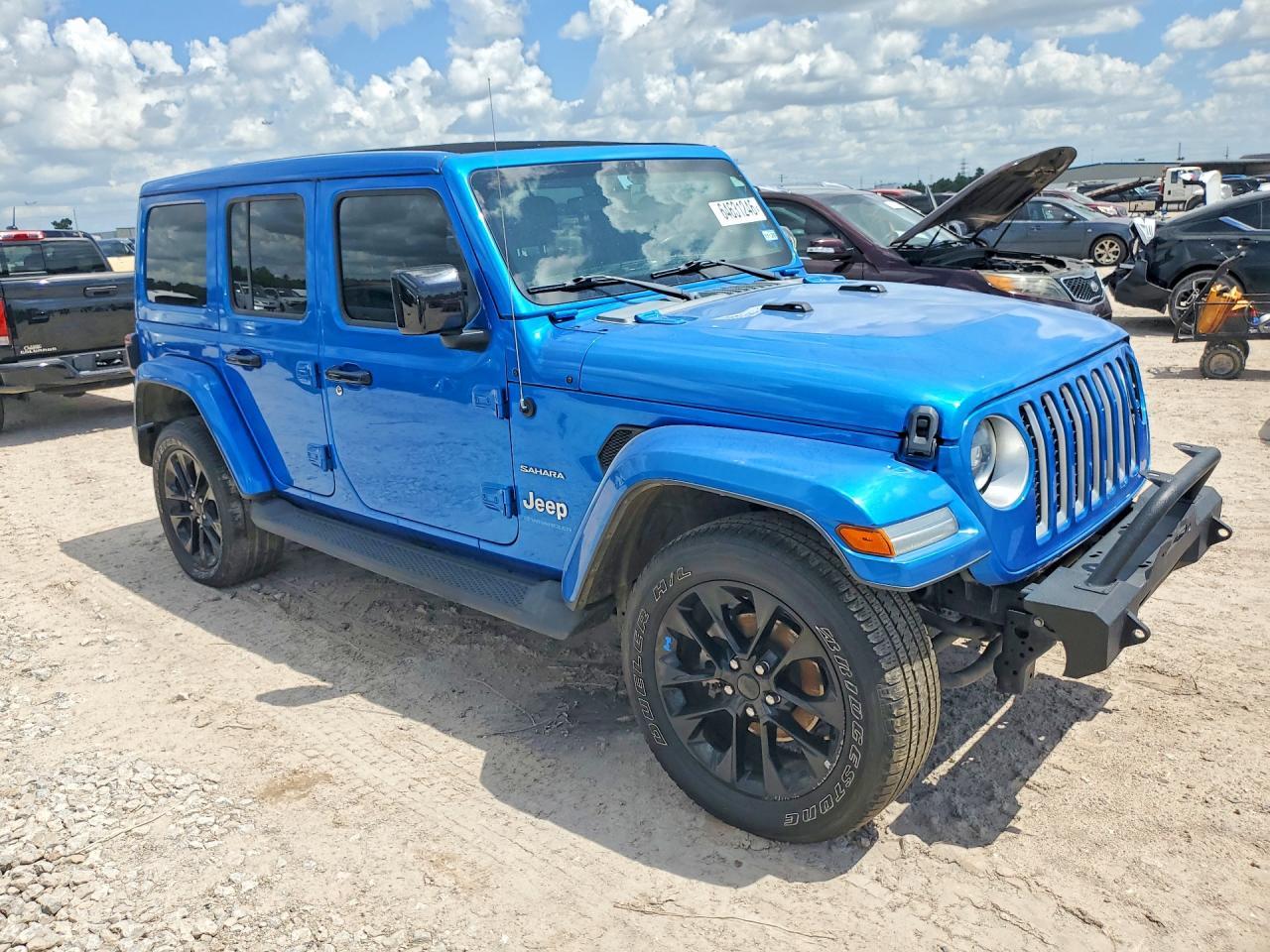 2023 Jeep Wrangler Sahara 4Xe - Фото 4