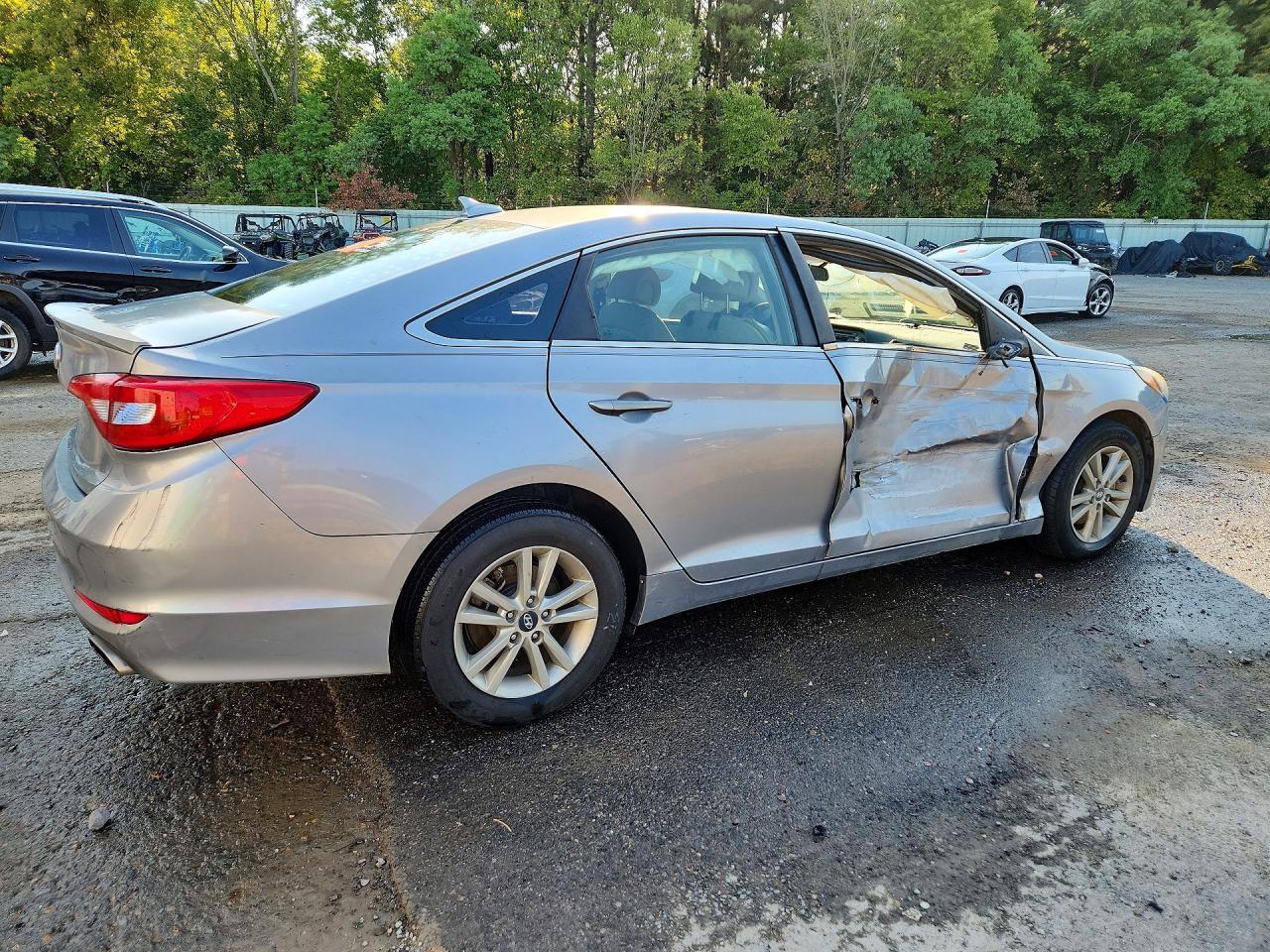 2015 Hyundai Sonata Se - Фото 3