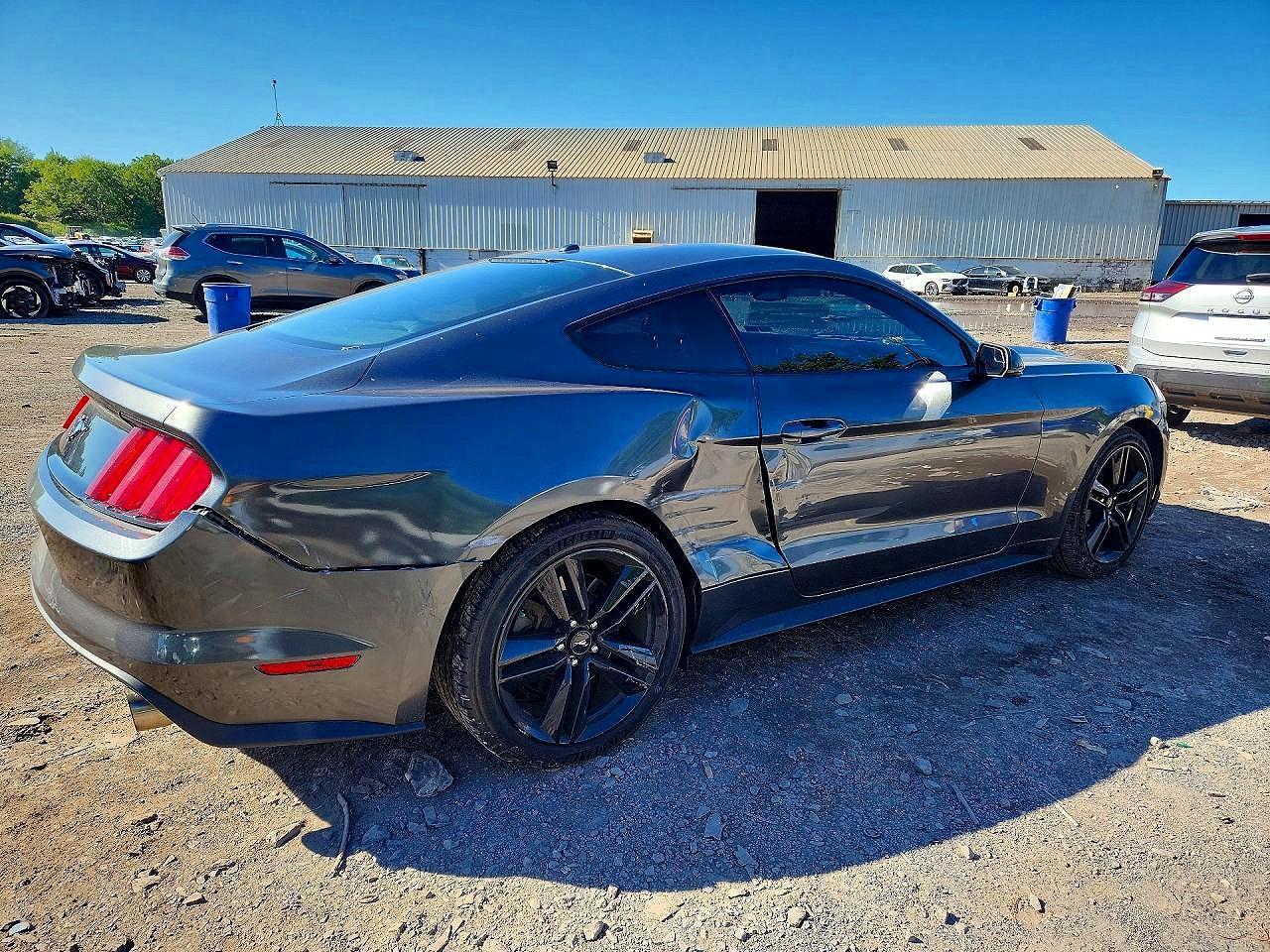 2016 Ford Mustang Ecoboost - Фото 3