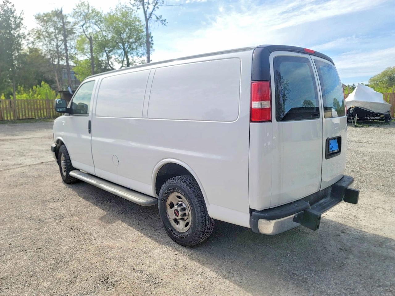 2017 GMC Savana G2500 - Image 3