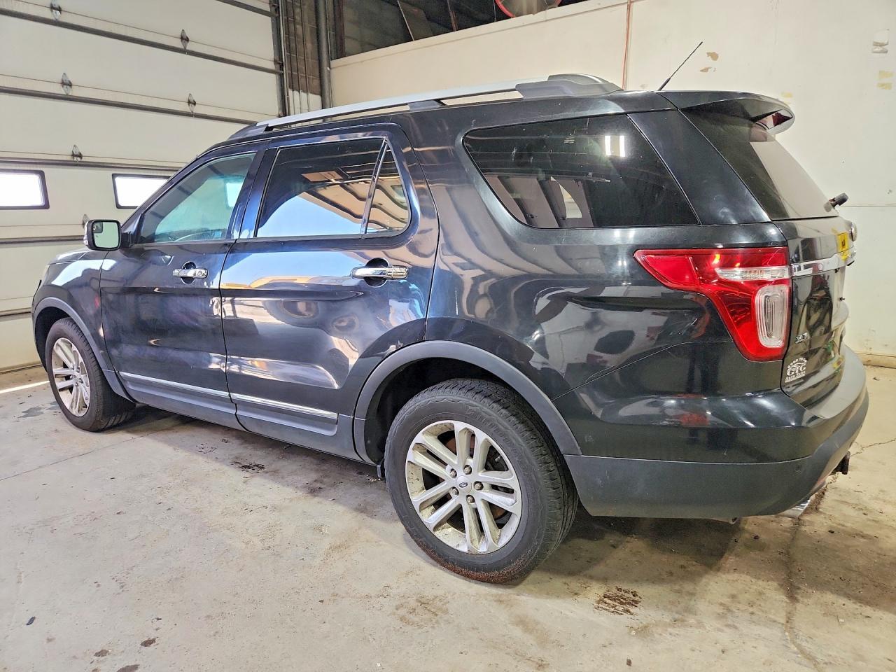 2013 Ford Explorer Xlt - Фото 2