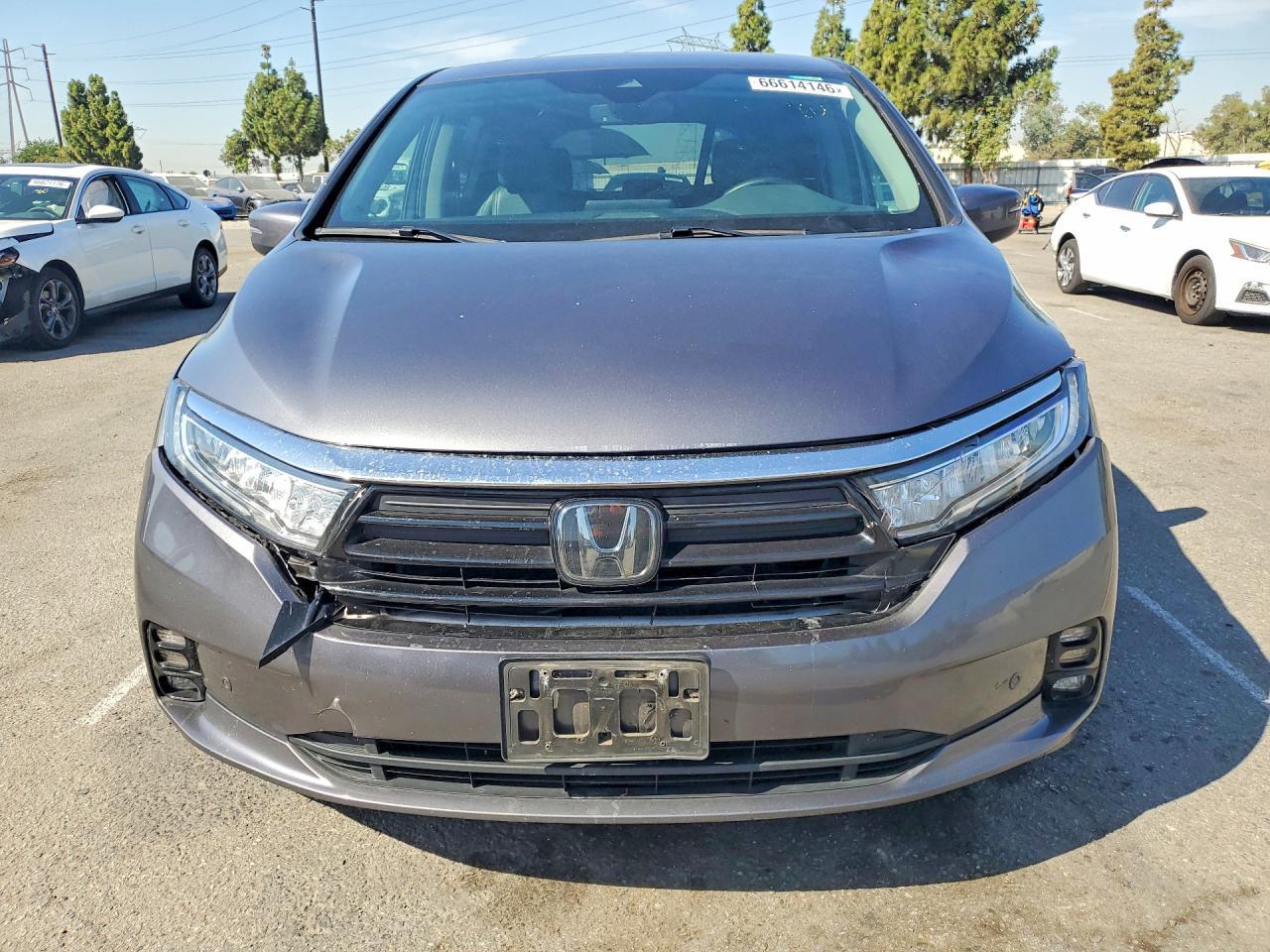 2023 Honda Odyssey Touring - Фото 5