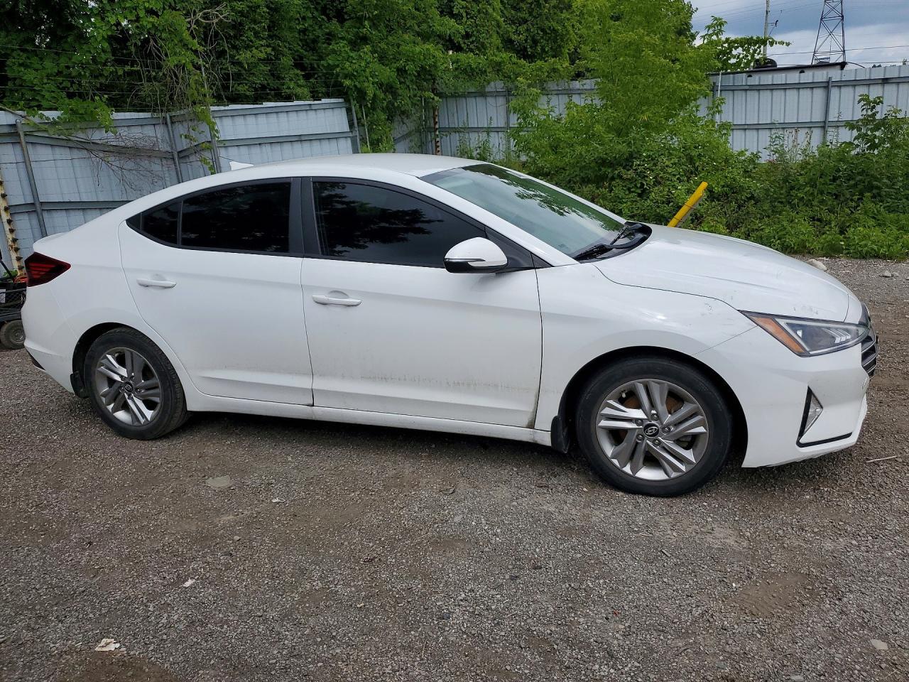 2019 Hyundai Elantra Sel - Image 4
