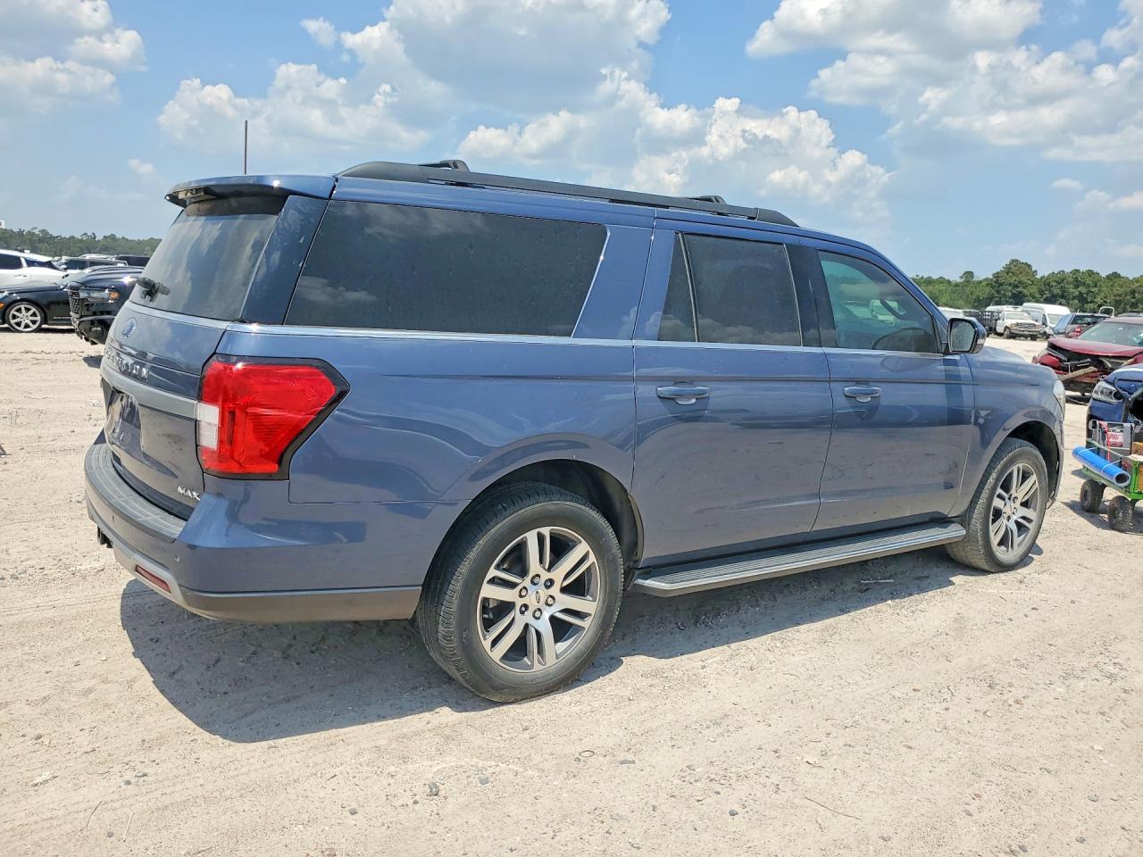 2022 Ford Expedition Max Xlt - Image 3