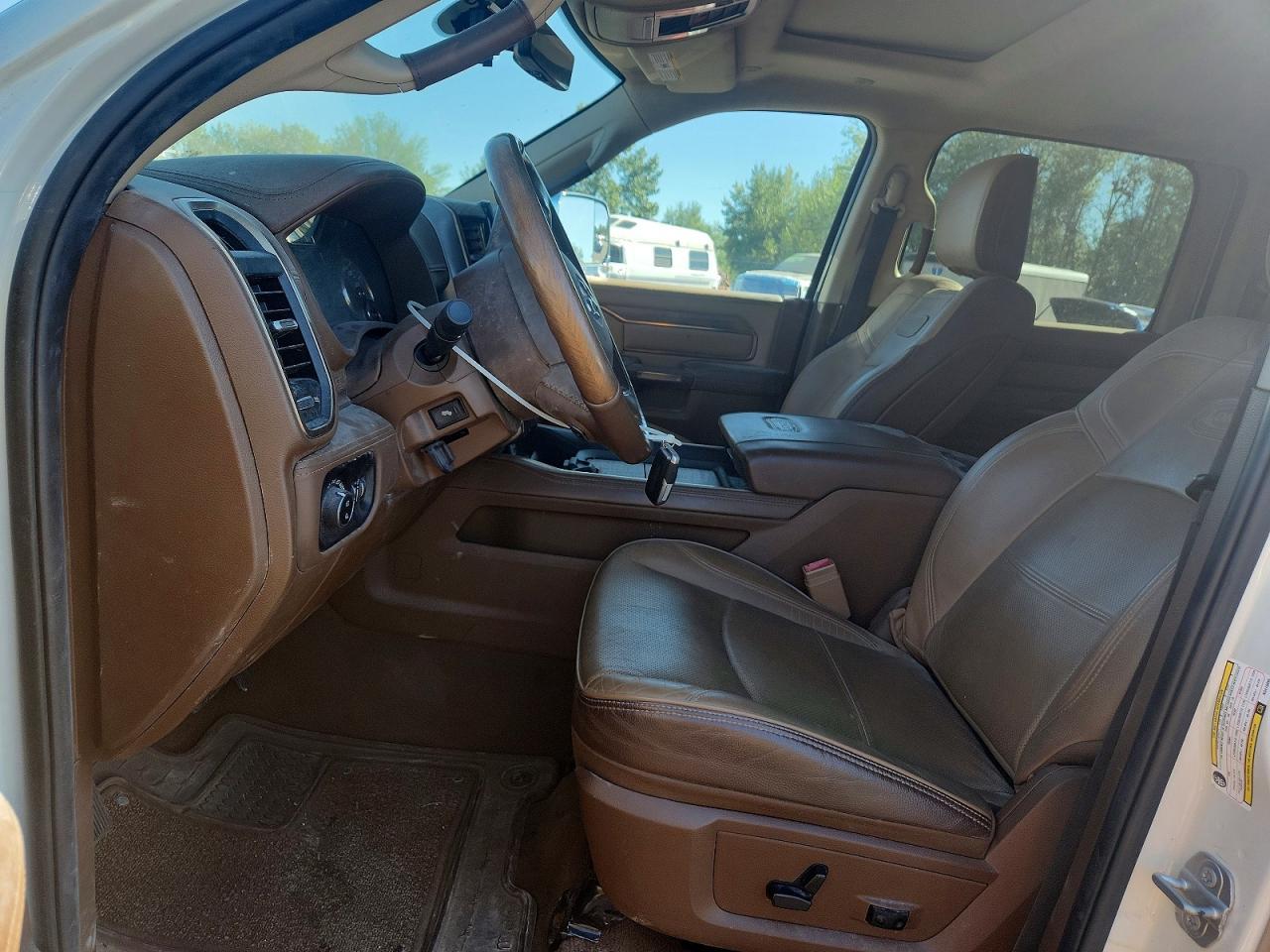 2022 Ram 3500 Longhorn - Фото 7