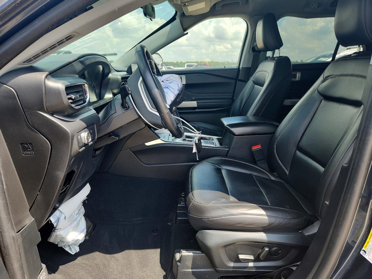 2022 Ford Explorer Xlt - Image 7