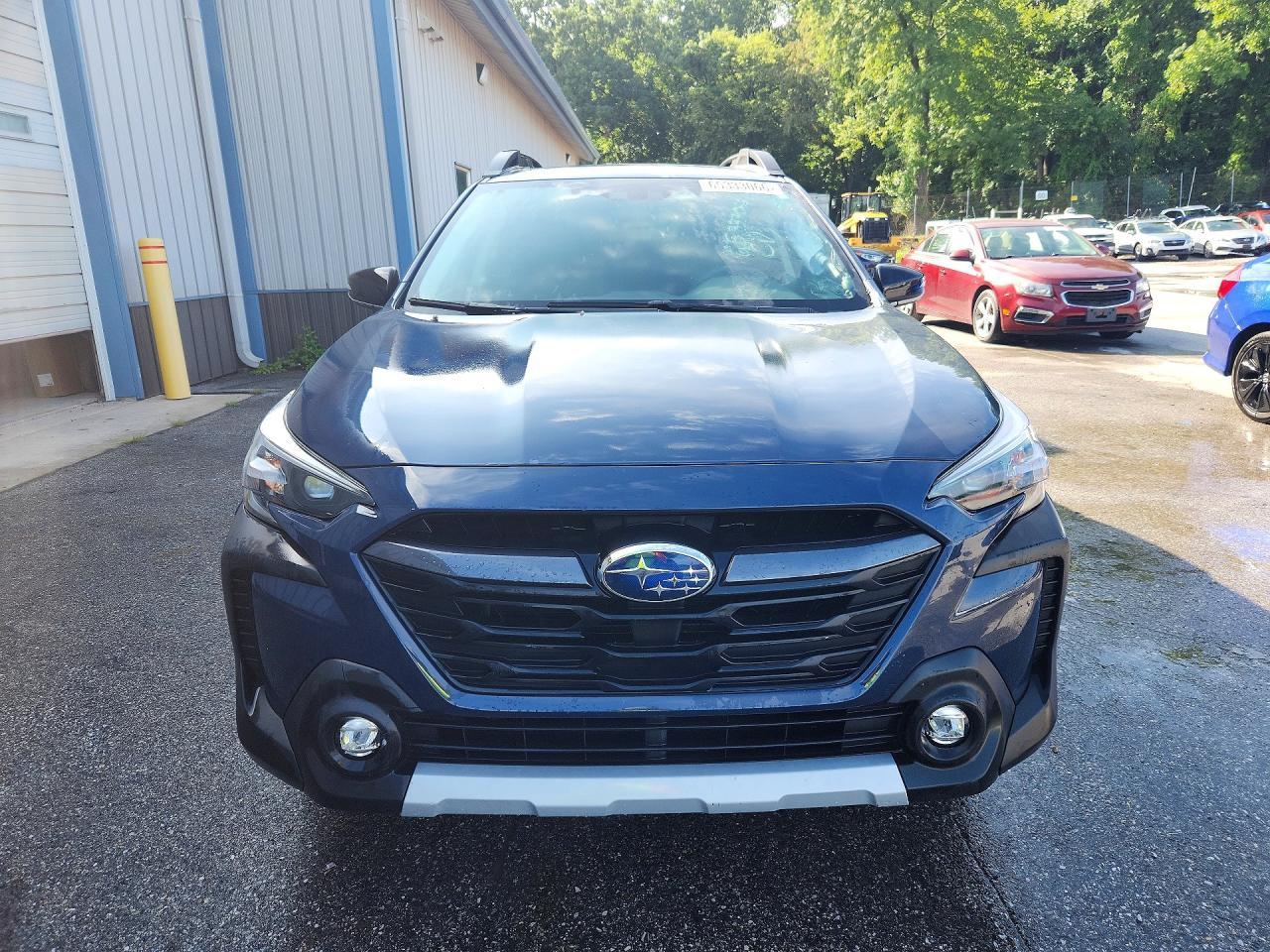 2023 Subaru Outback Limited Xt - Image 5