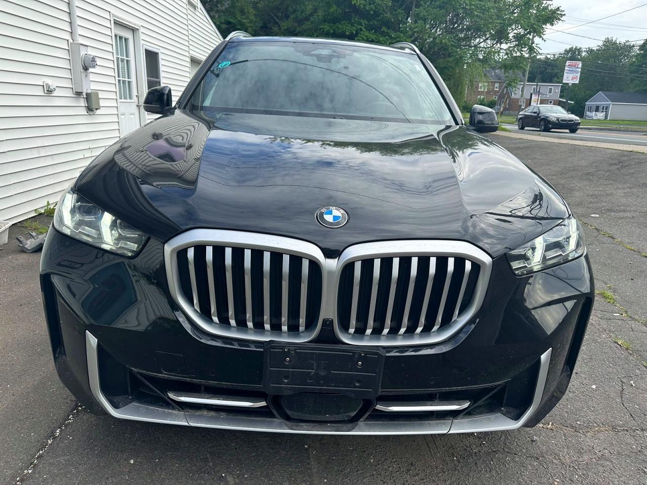 2026 BMW X5 xDrive40I - Image 6