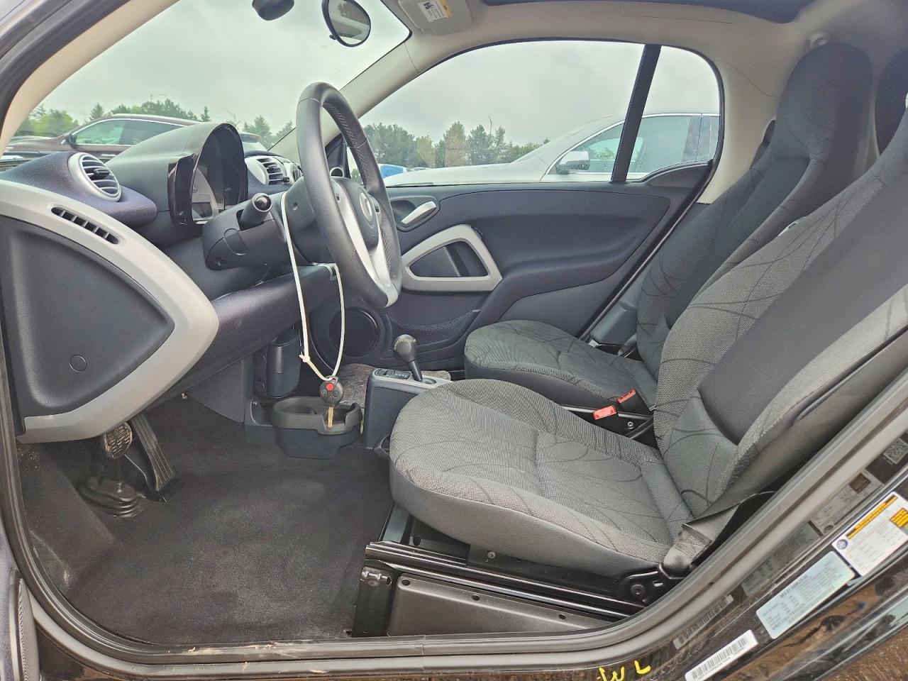 2015 Smart Fortwo Pure - Image 7