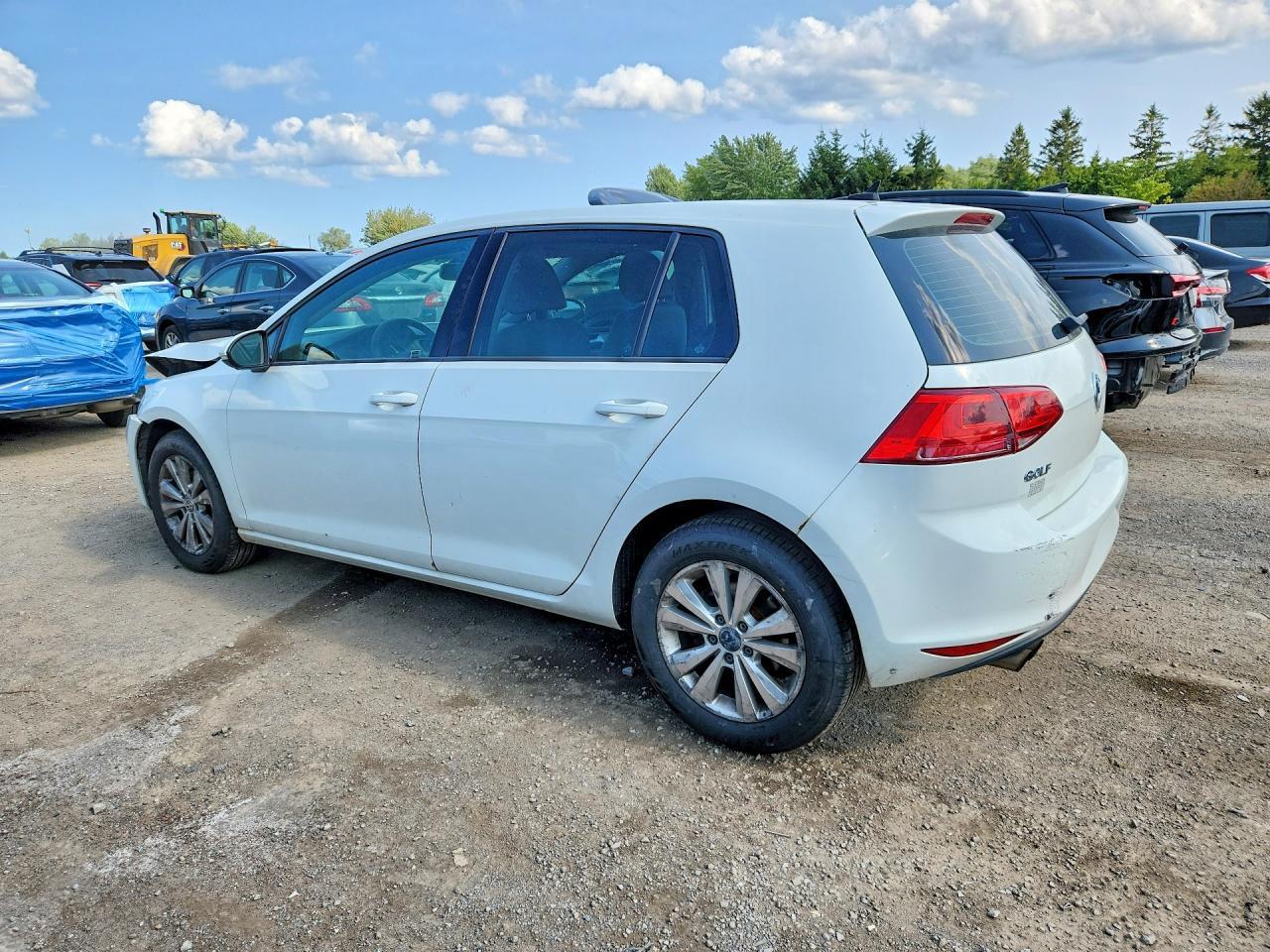 2015 Volkswagen Golf - Фото 2