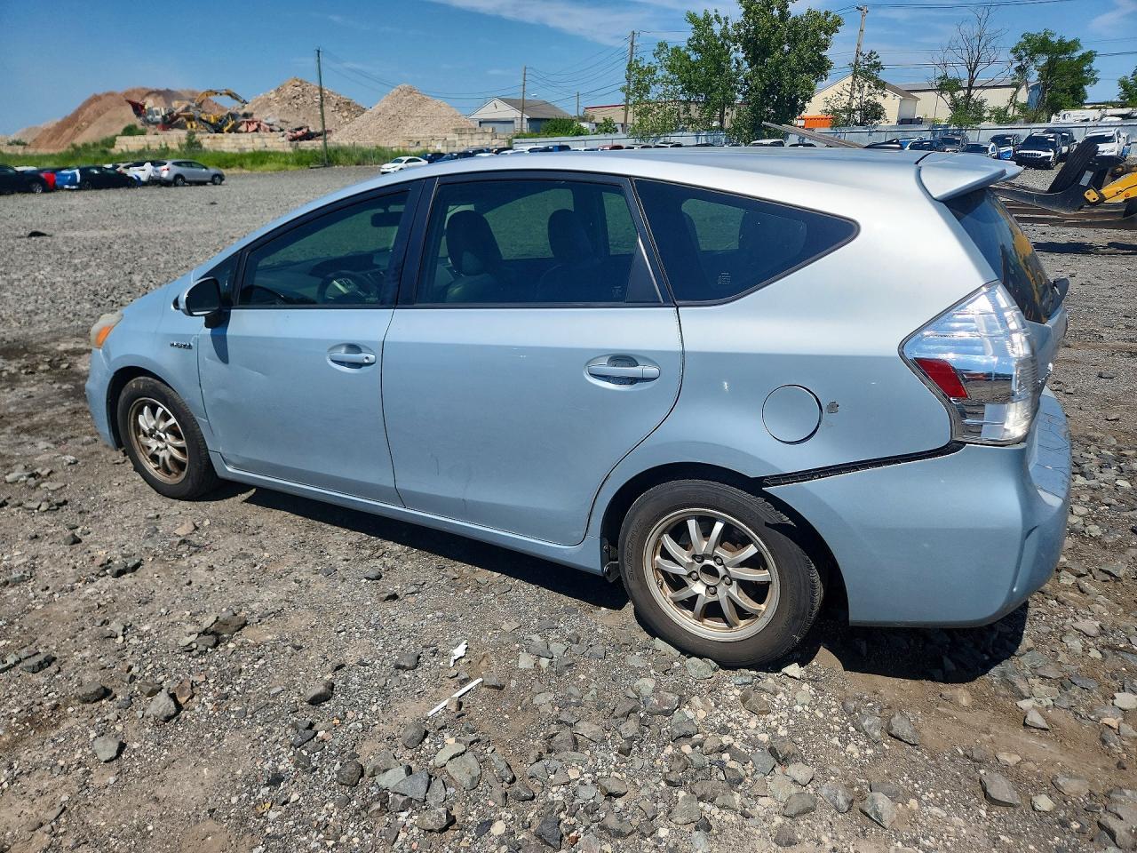 2013 Toyota Prius V Three - Фото 2