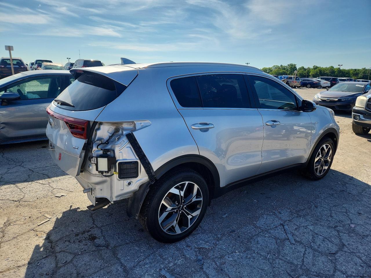 2020 Kia Sportage Ex - Фото 3
