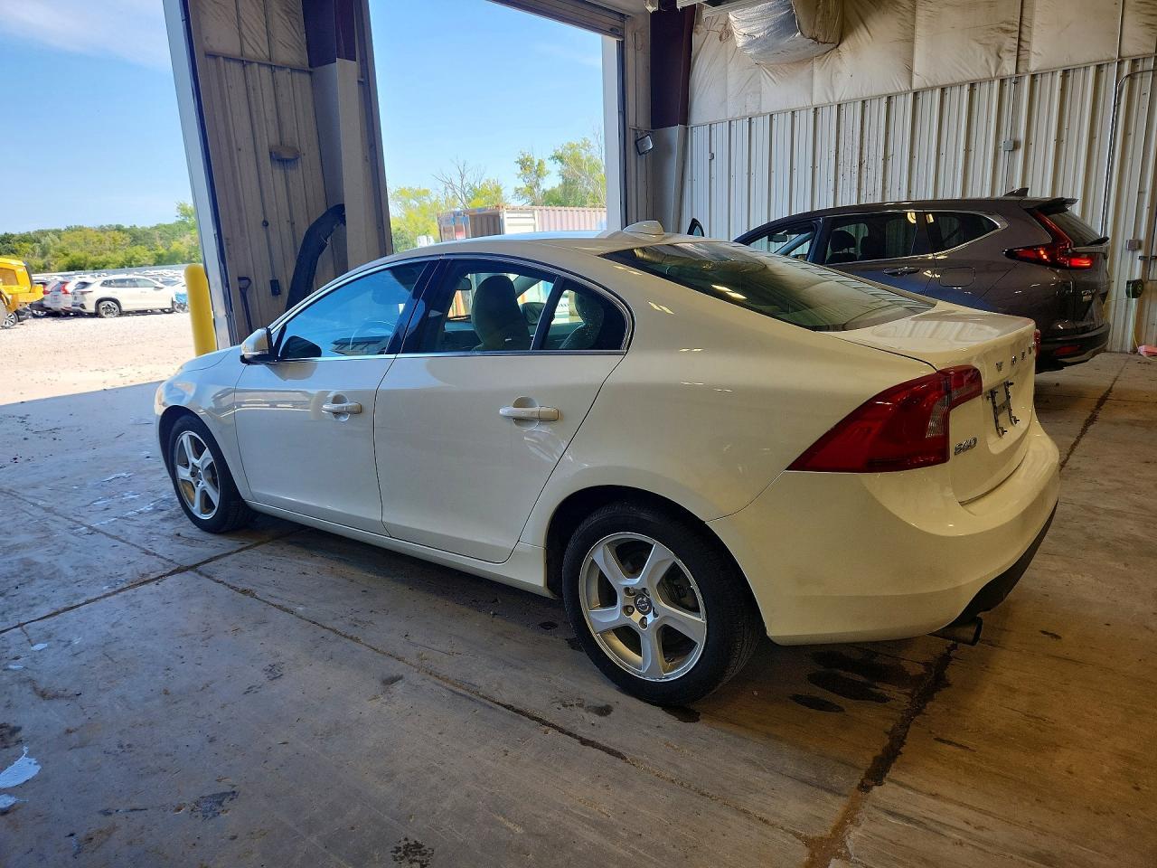 2013 Volvo S60 T5 - Image 2