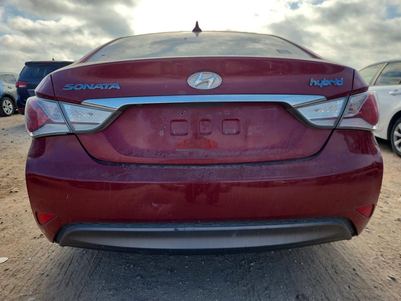 2011 Hyundai Sonata Hybrid - Image 6