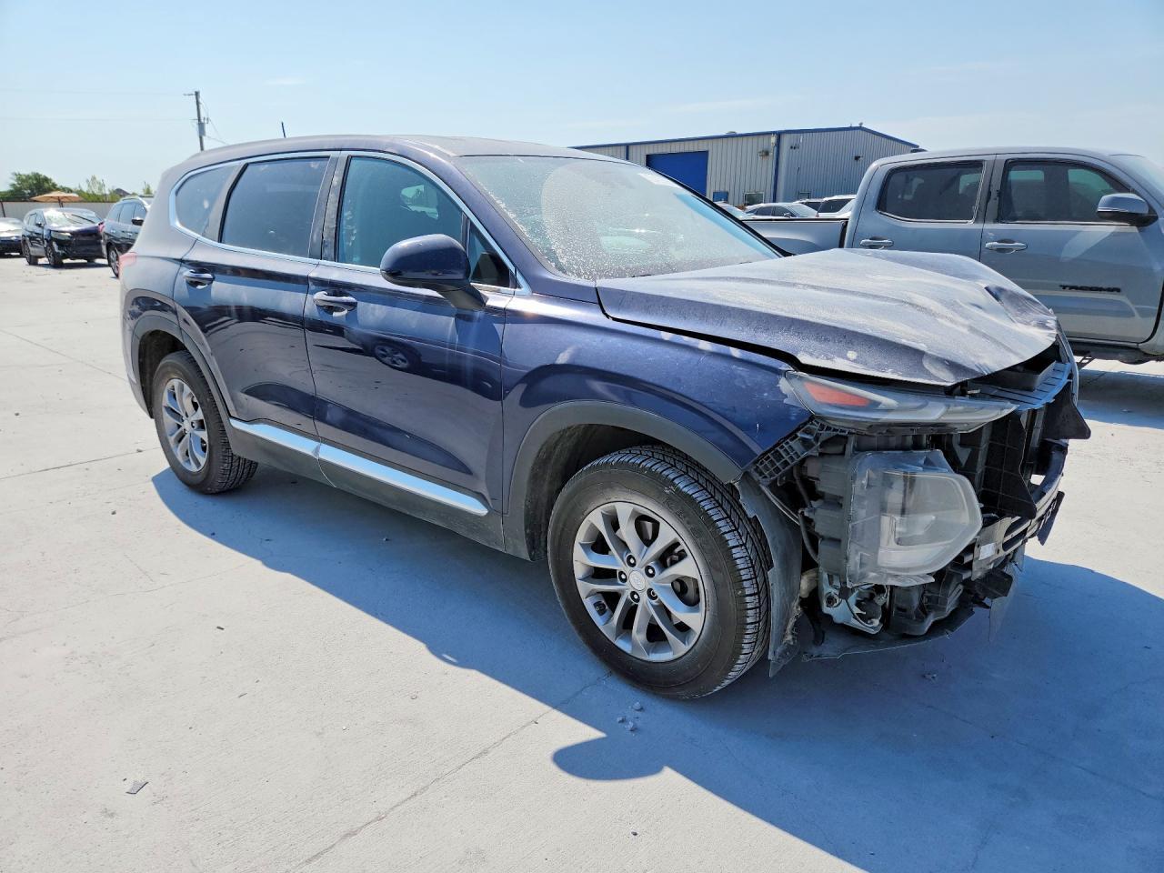 2019 Hyundai Santa Fe Se - Фото 4