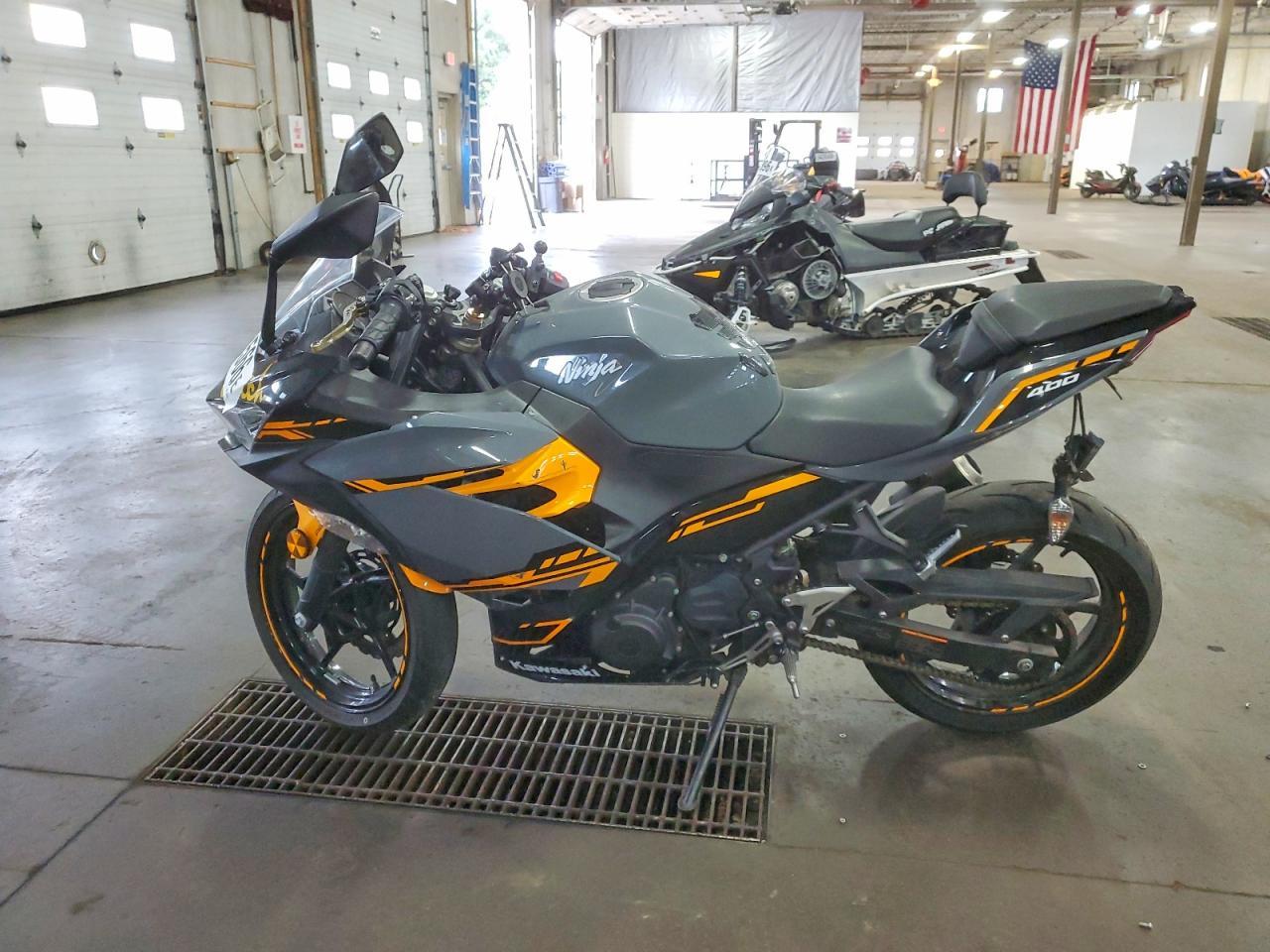2018 Kawasaki Ex400 - Image 3