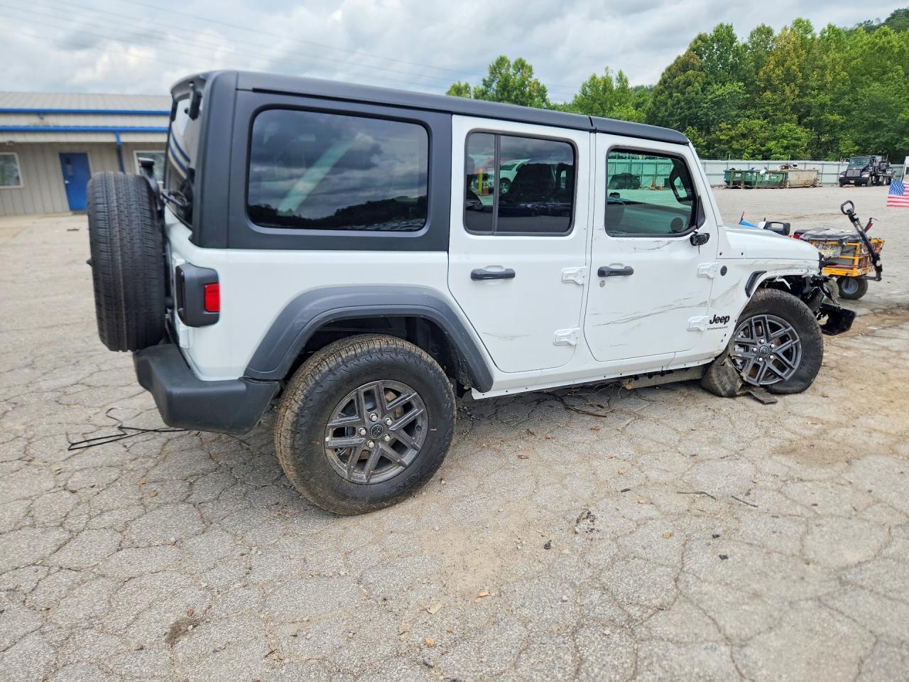 2026 Jeep Wrangler Sport - Фото 3